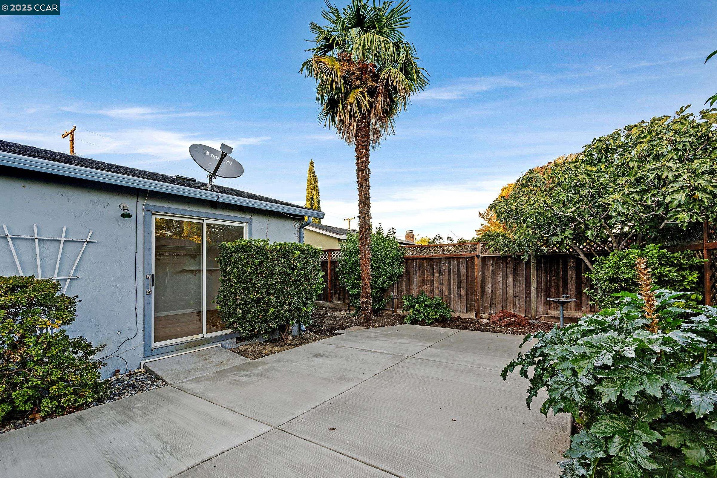 Detail Gallery Image 25 of 29 For 1850 William Way, Concord,  CA 94520 - 3 Beds | 2 Baths