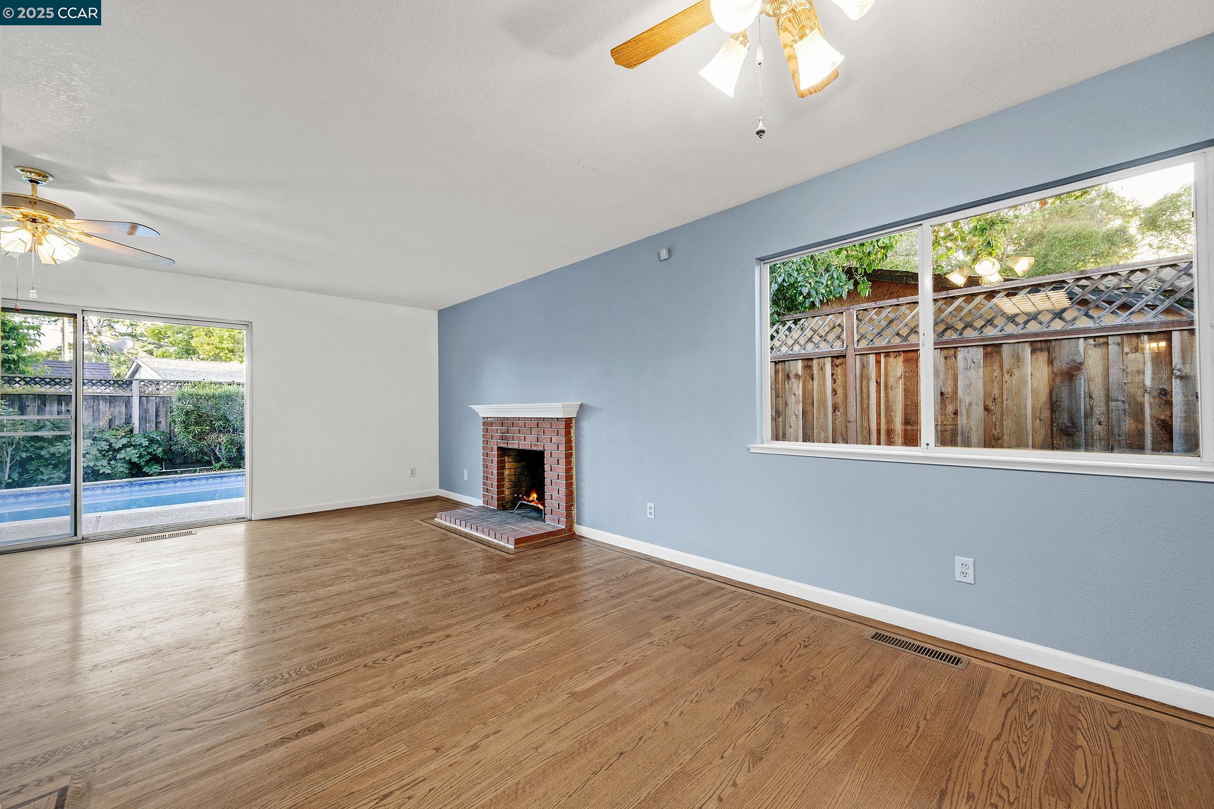 Detail Gallery Image 6 of 29 For 1850 William Way, Concord,  CA 94520 - 3 Beds | 2 Baths