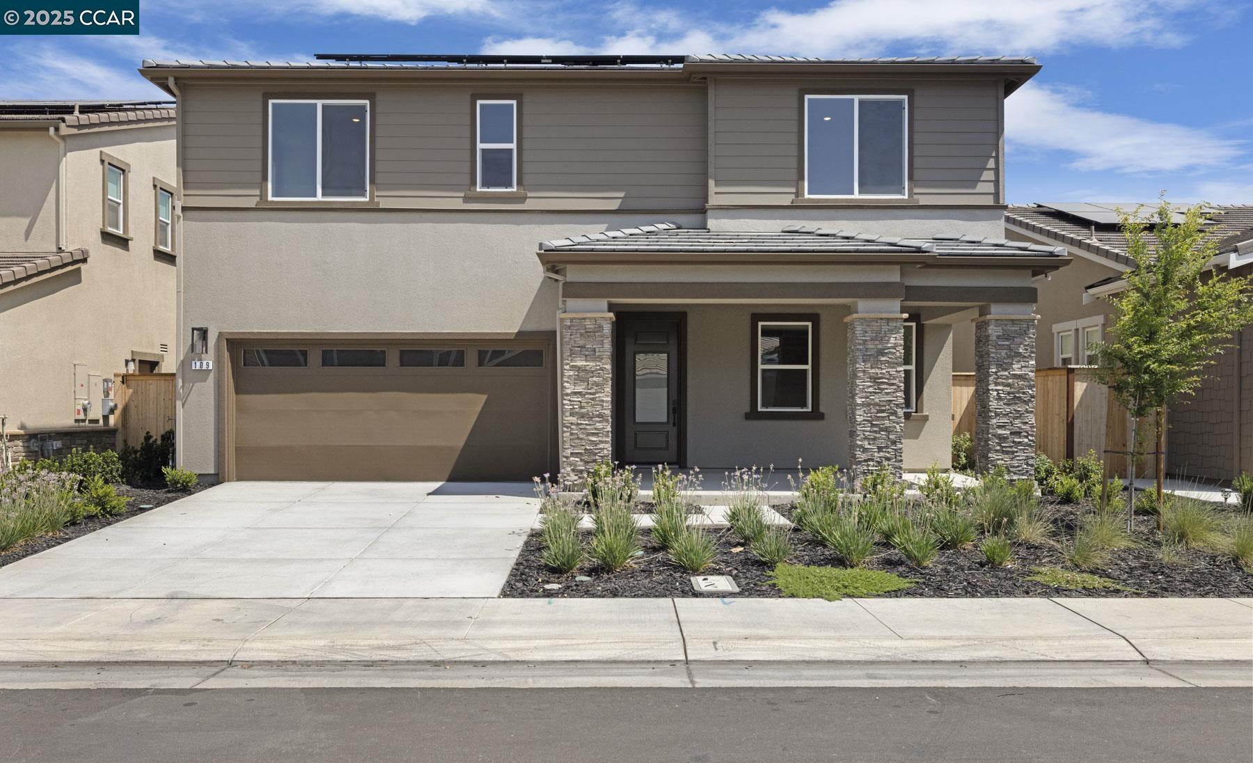 Detail Gallery Image 2 of 33 For 109 Bodega Drive, Lodi,  CA 95240-0000 - 4 Beds | 2/1 Baths