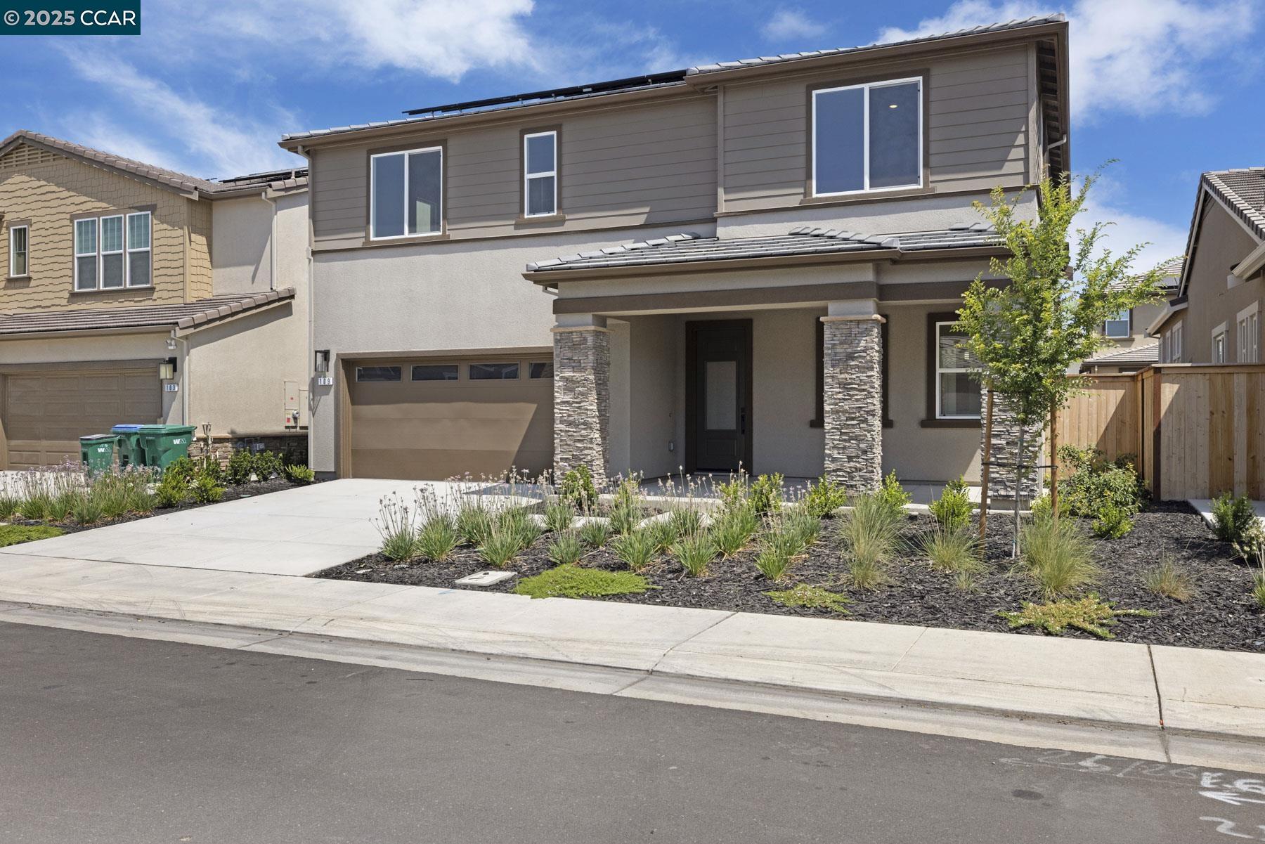 Detail Gallery Image 3 of 33 For 109 Bodega Drive, Lodi,  CA 95240-0000 - 4 Beds | 2/1 Baths