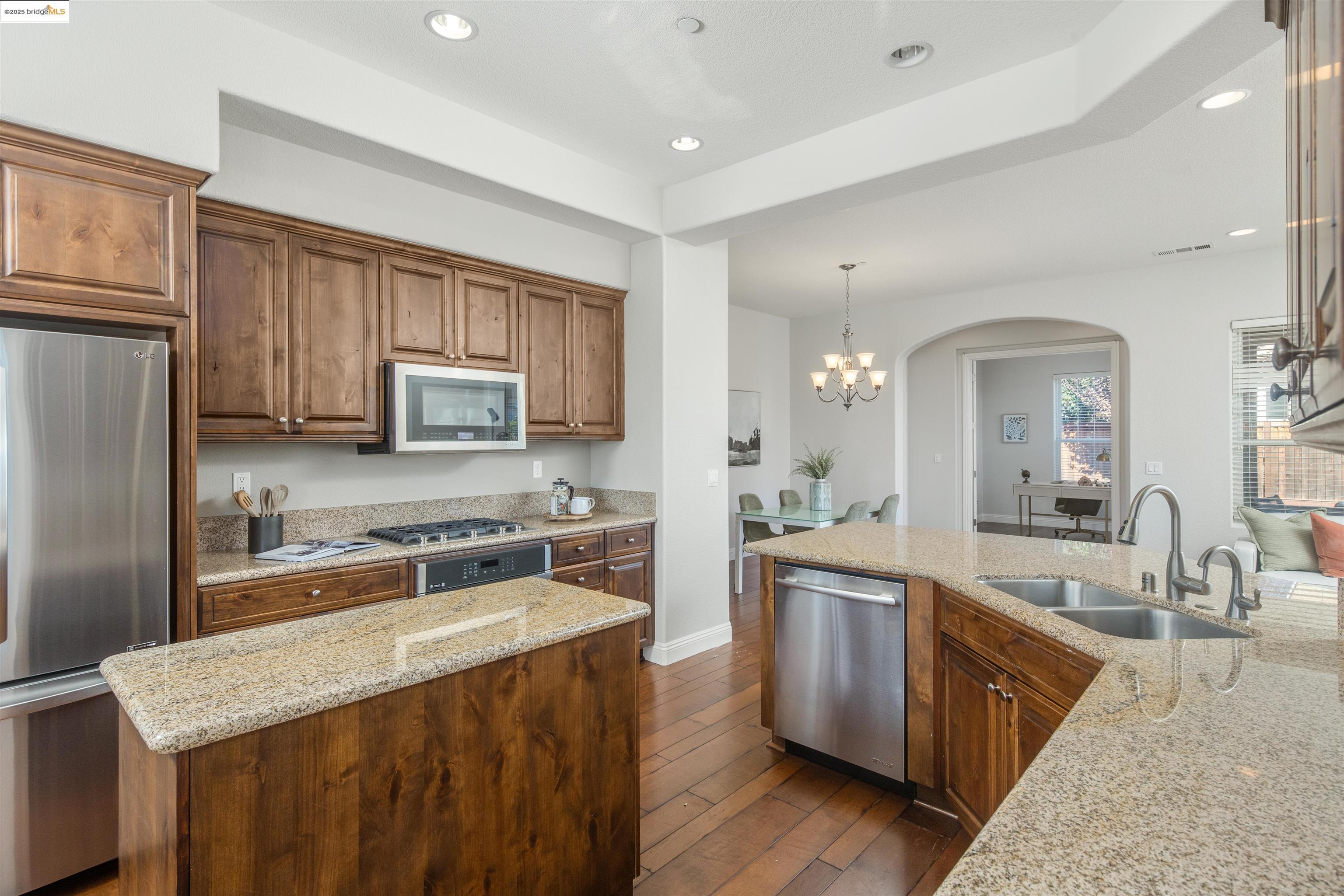 Detail Gallery Image 9 of 29 For 1641 Chianti Ln, Brentwood,  CA 94513 - 2 Beds | 2 Baths