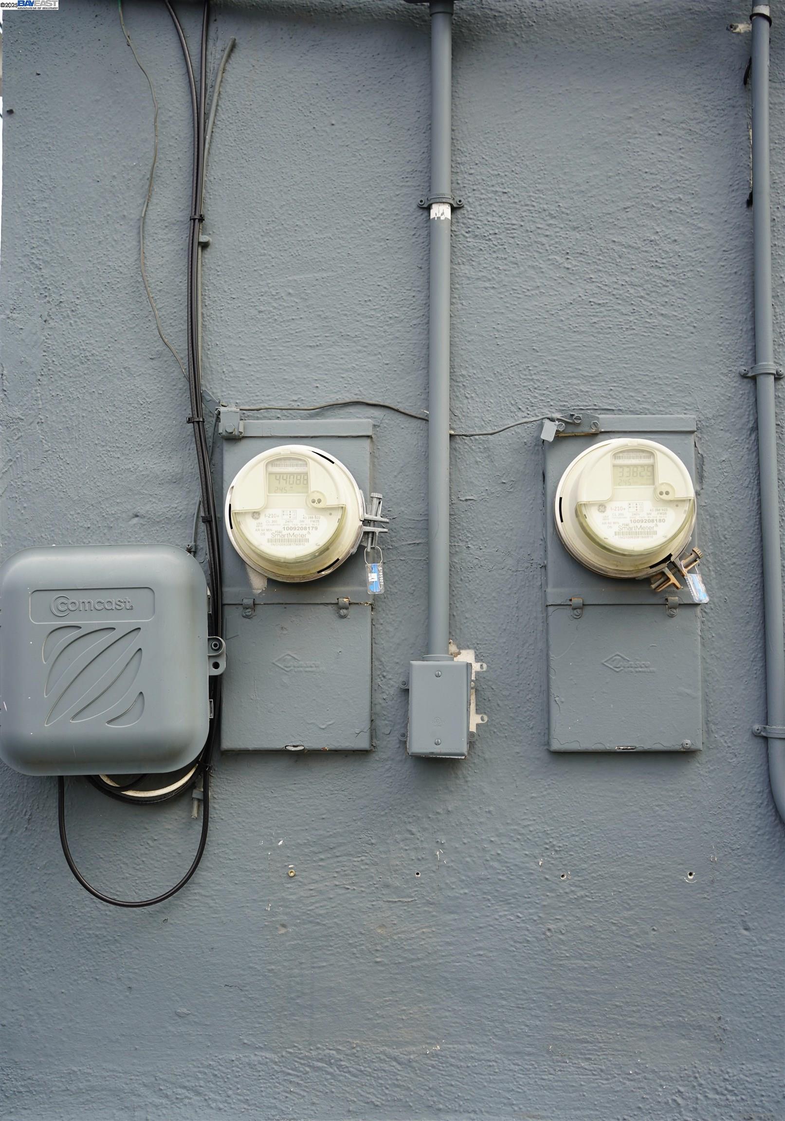 Detail Gallery Image 13 of 13 For 10600 Pippin St, Oakland,  CA 94603 - 3 Beds | 2 Baths