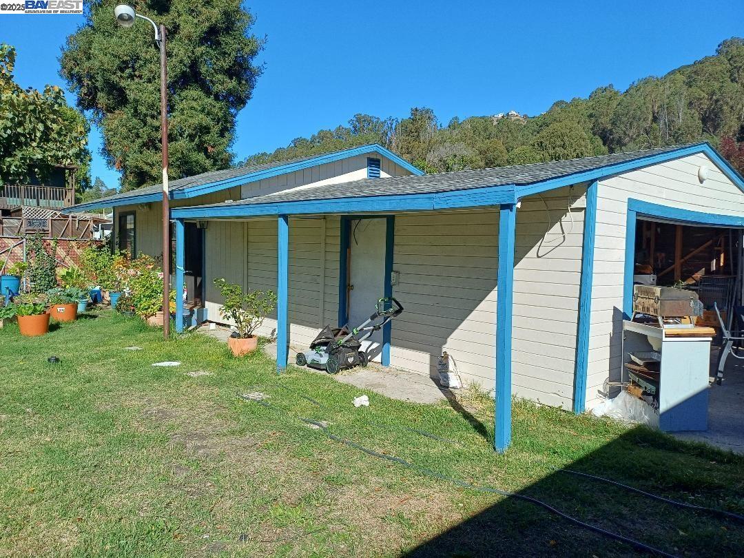 Detail Gallery Image 4 of 17 For Gardenia Pl, Oakland,  CA 94605 - 2 Beds | 1 Baths