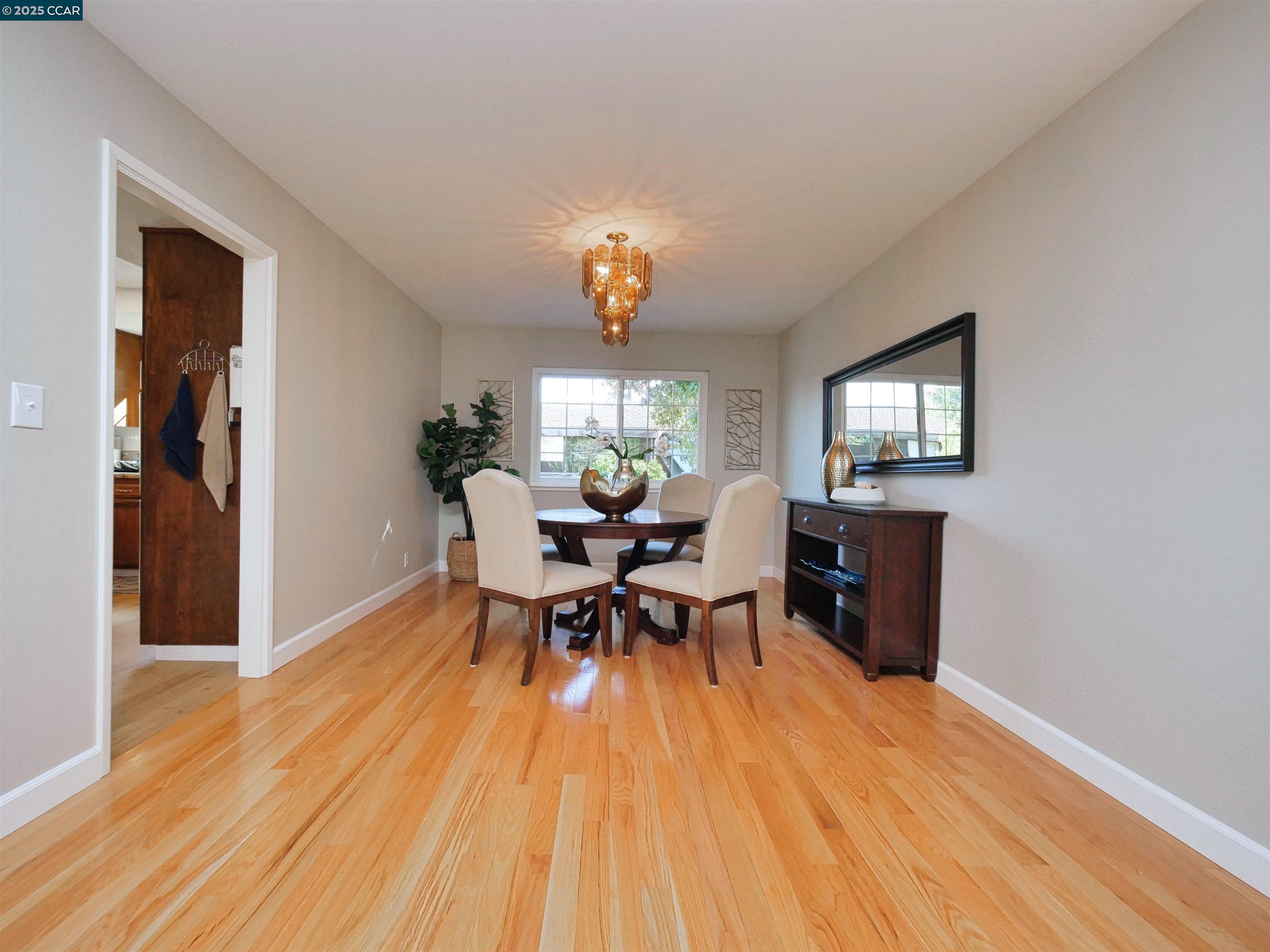 Detail Gallery Image 12 of 60 For 4044 Cowell Road, Concord,  CA 94521 - 5 Beds | 3 Baths