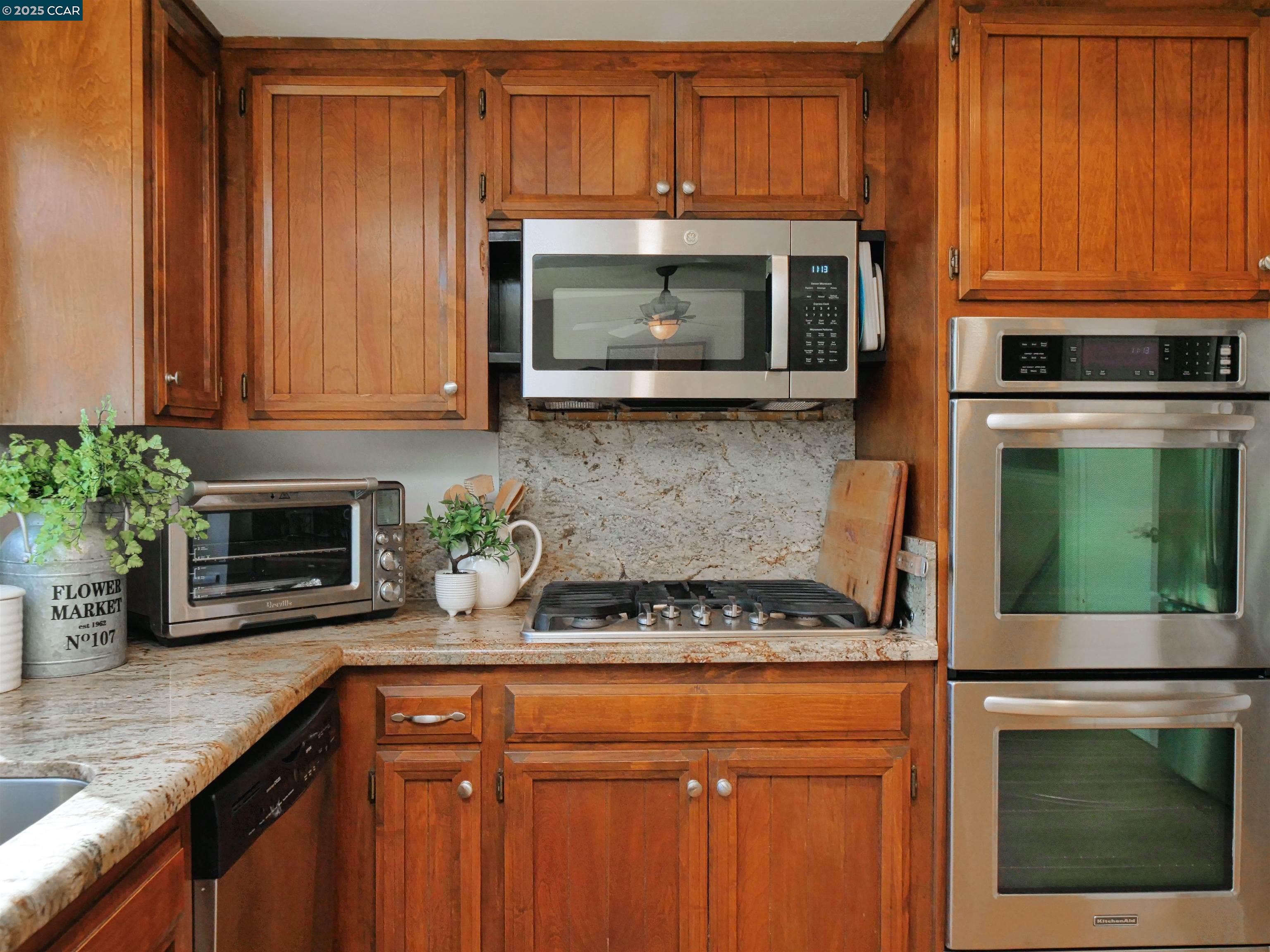 Detail Gallery Image 19 of 60 For 4044 Cowell Road, Concord,  CA 94521 - 5 Beds | 3 Baths