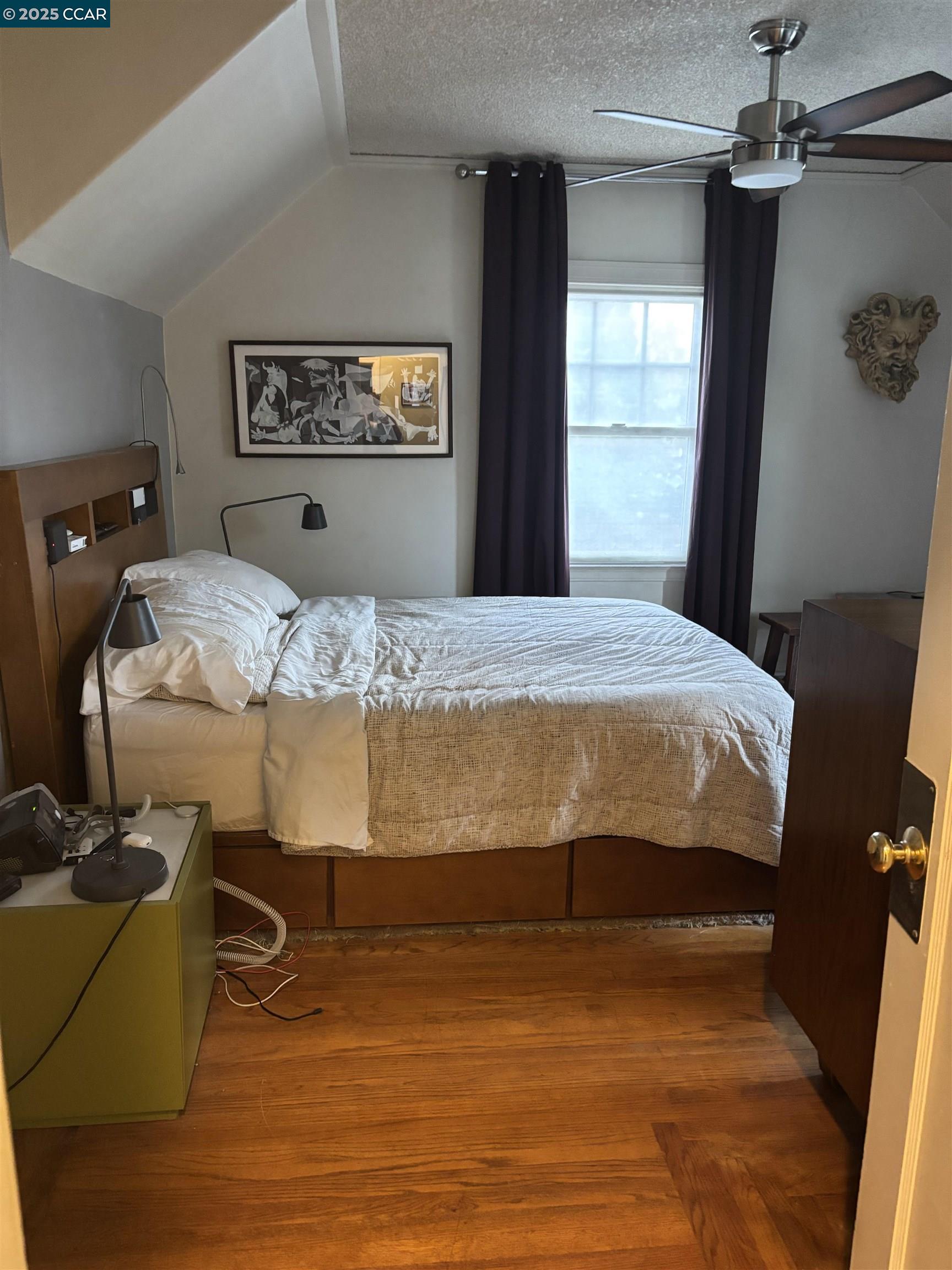 Detail Gallery Image 16 of 22 For 500 Pershing Drive, San Leandro,  CA 94577 - 3 Beds | 1/1 Baths