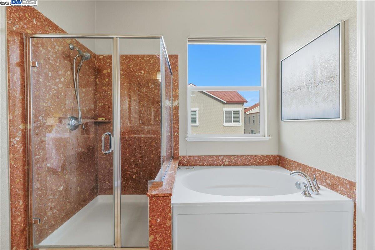 Detail Gallery Image 39 of 58 For 6586 Sierra Ln, Dublin,  CA 94568 - 3 Beds | 2/1 Baths