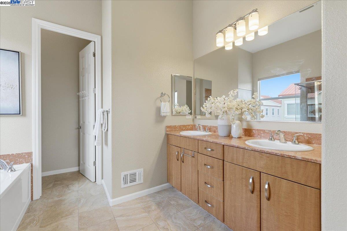 Detail Gallery Image 40 of 58 For 6586 Sierra Ln, Dublin,  CA 94568 - 3 Beds | 2/1 Baths