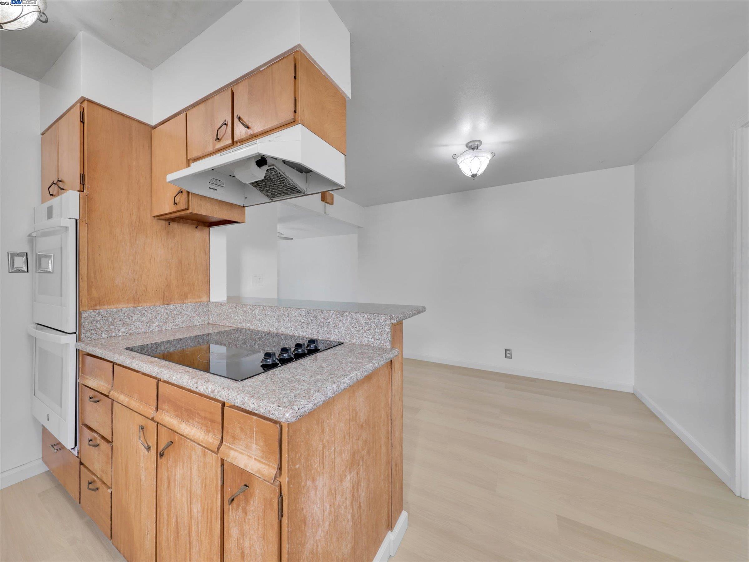 Detail Gallery Image 14 of 33 For 2036 Glenwood Dr, Antioch,  CA 94509 - 3 Beds | 1 Baths