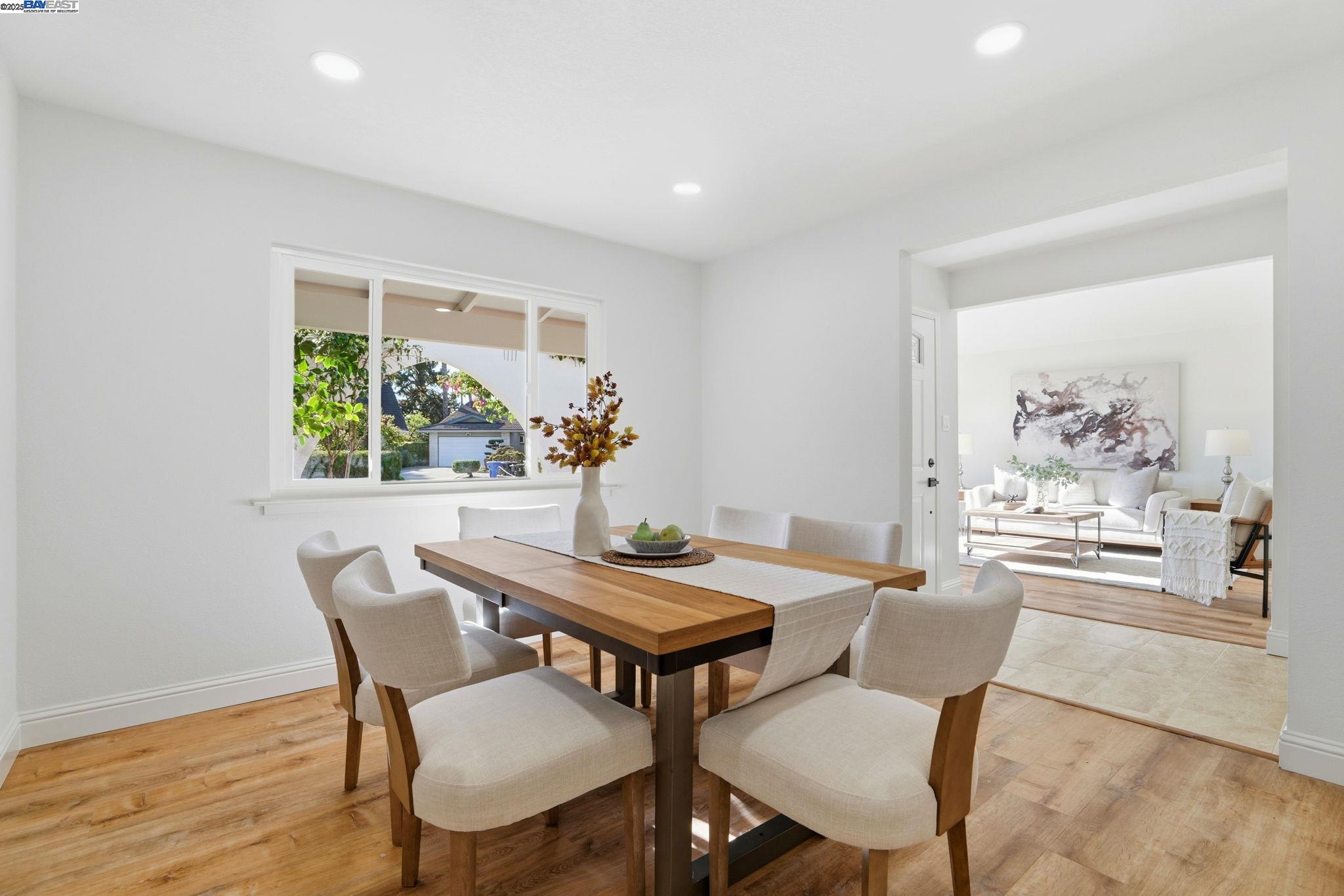 Detail Gallery Image 13 of 33 For 240 Carmelita Pl, Fremont,  CA 94539 - 3 Beds | 2 Baths