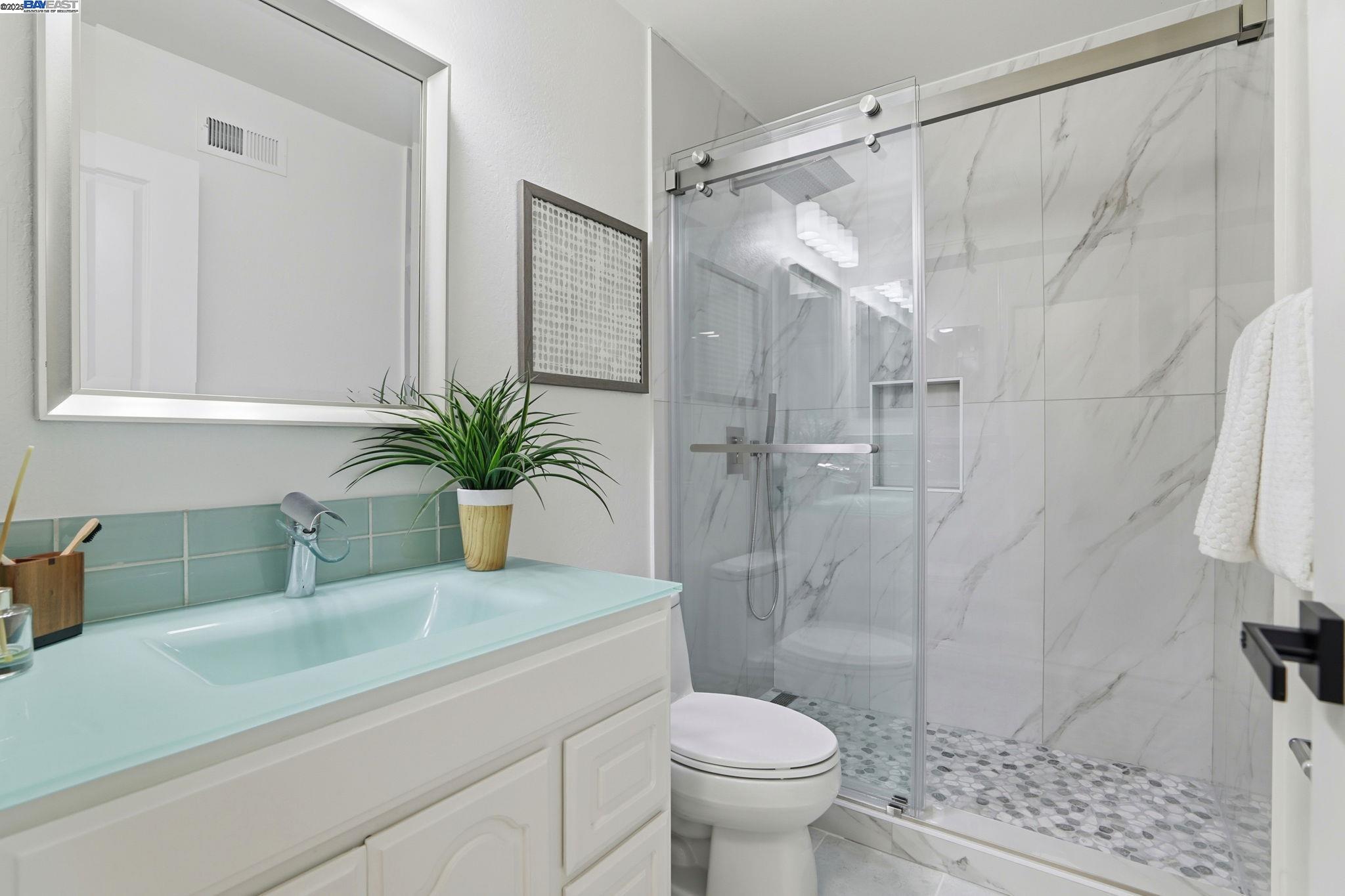 Detail Gallery Image 23 of 33 For 240 Carmelita Pl, Fremont,  CA 94539 - 3 Beds | 2 Baths