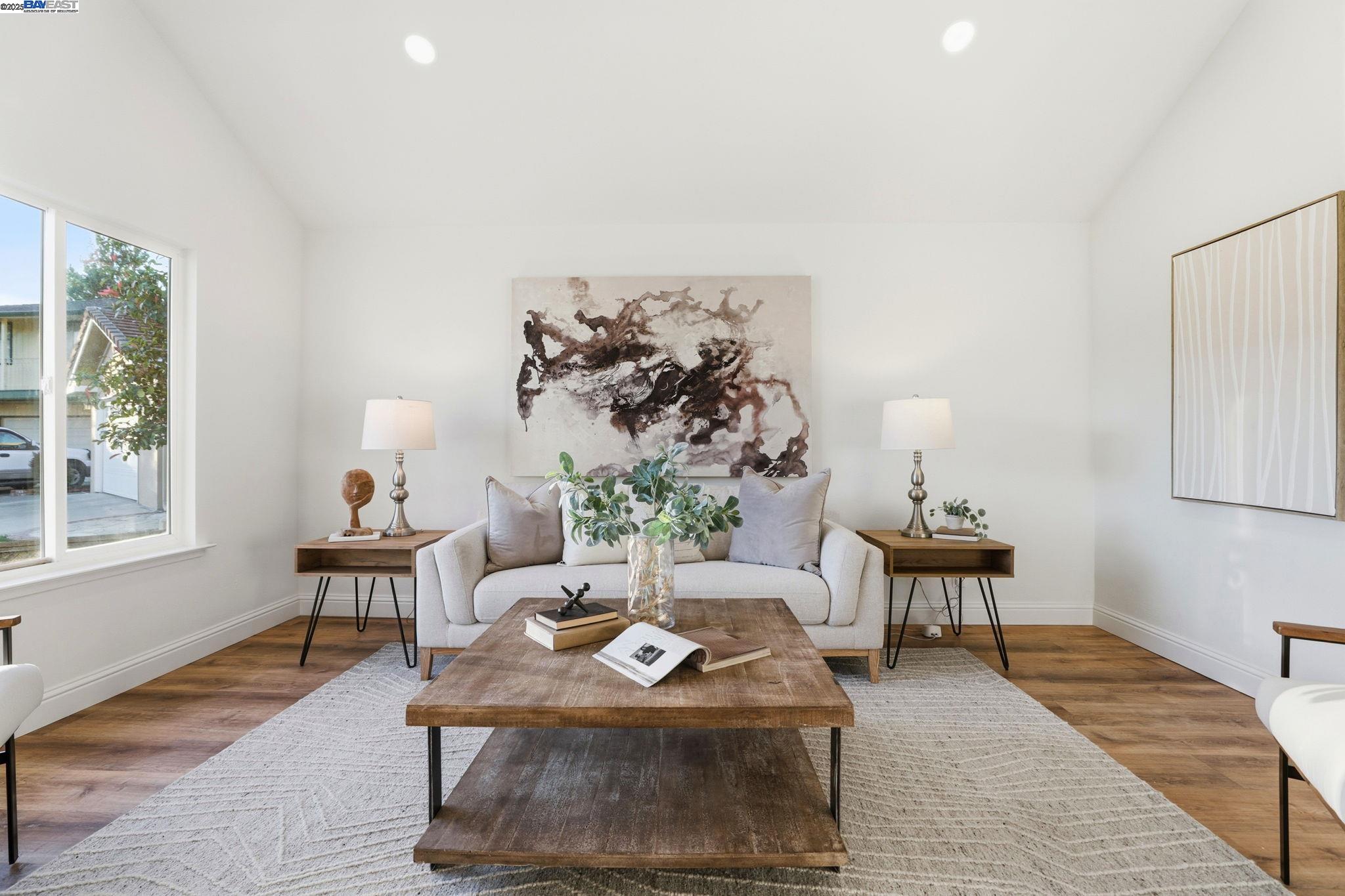 Detail Gallery Image 10 of 33 For 240 Carmelita Pl, Fremont,  CA 94539 - 3 Beds | 2 Baths