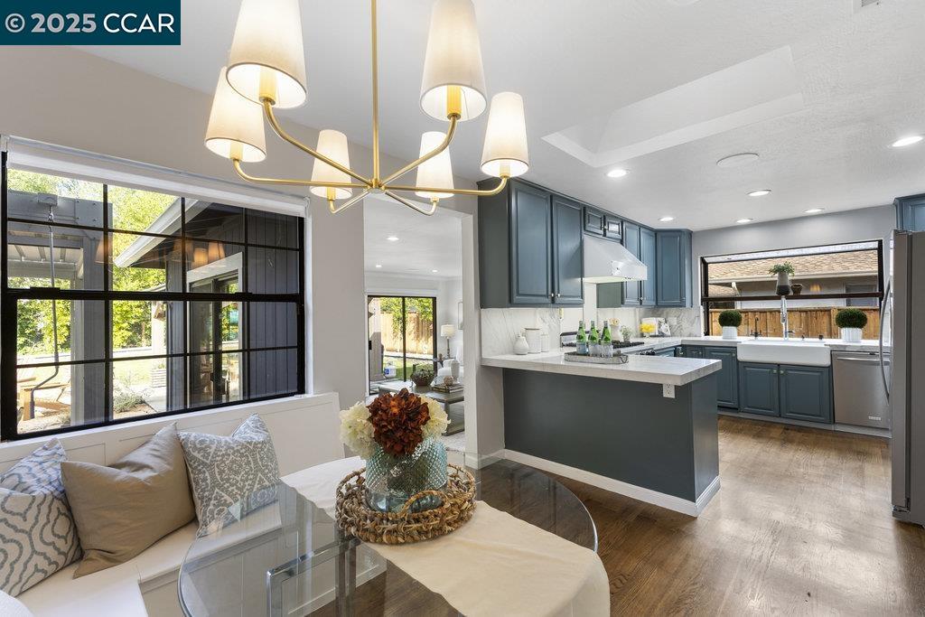 Detail Gallery Image 12 of 42 For 1806 Newell Ave, Walnut Creek,  CA 94595 - 3 Beds | 2 Baths