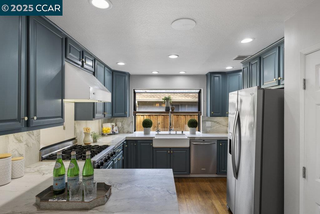 Detail Gallery Image 15 of 42 For 1806 Newell Ave, Walnut Creek,  CA 94595 - 3 Beds | 2 Baths