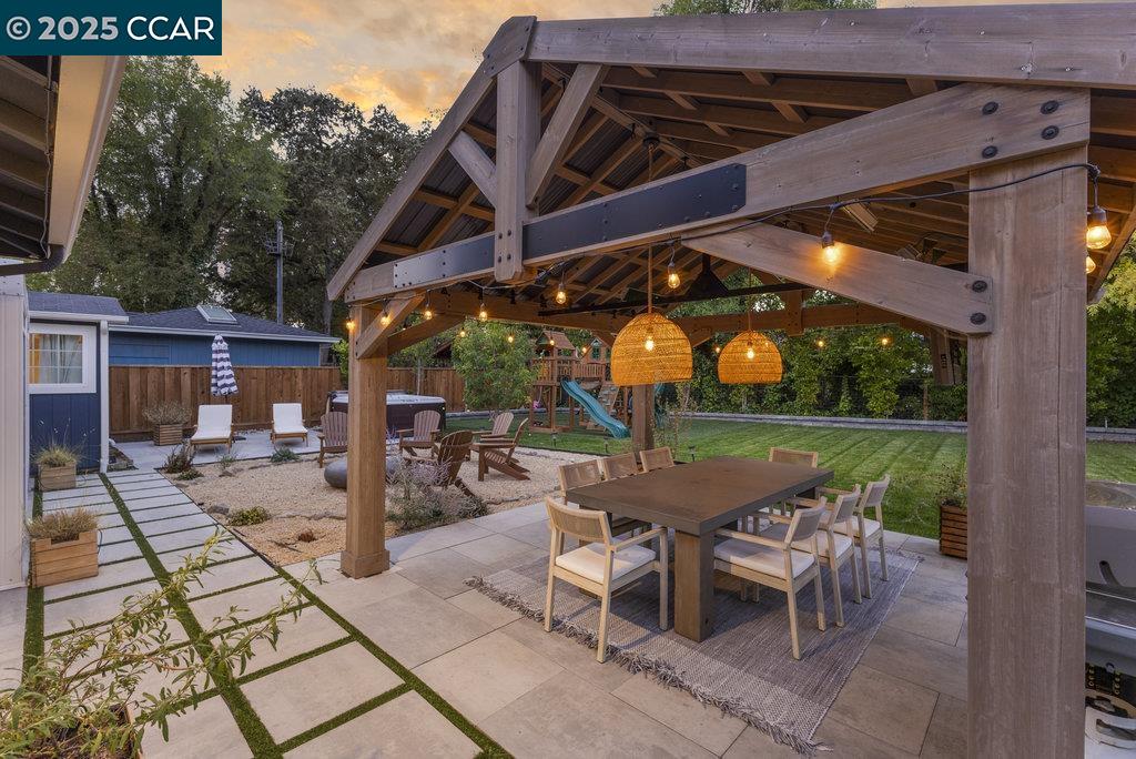 Detail Gallery Image 31 of 44 For 1806 Newell Ave, Walnut Creek,  CA 94595 - 3 Beds | 2 Baths