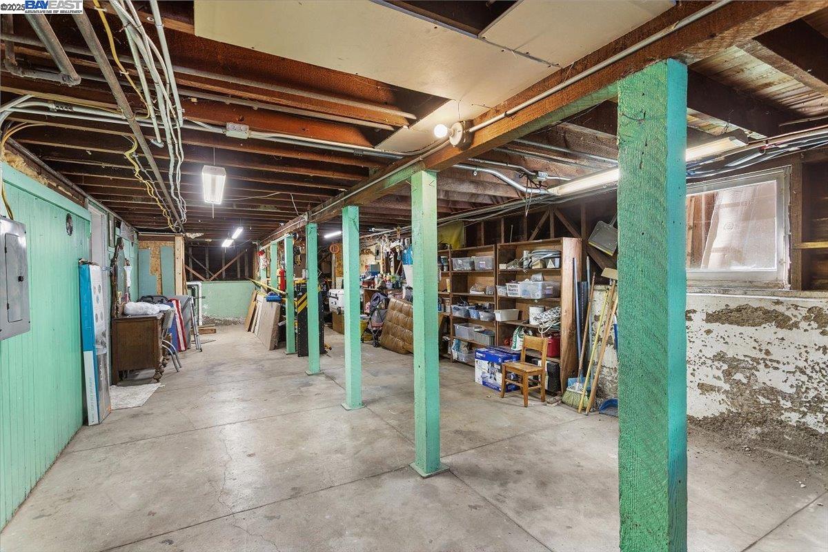 Detail Gallery Image 35 of 47 For 629 Santa Clara Ave., Alameda,  CA 94501 - – Beds | – Baths