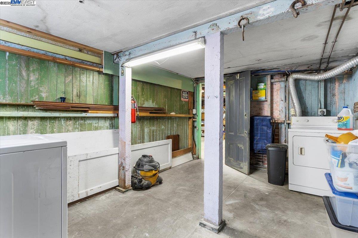 Detail Gallery Image 38 of 47 For 629 Santa Clara Ave., Alameda,  CA 94501 - – Beds | – Baths