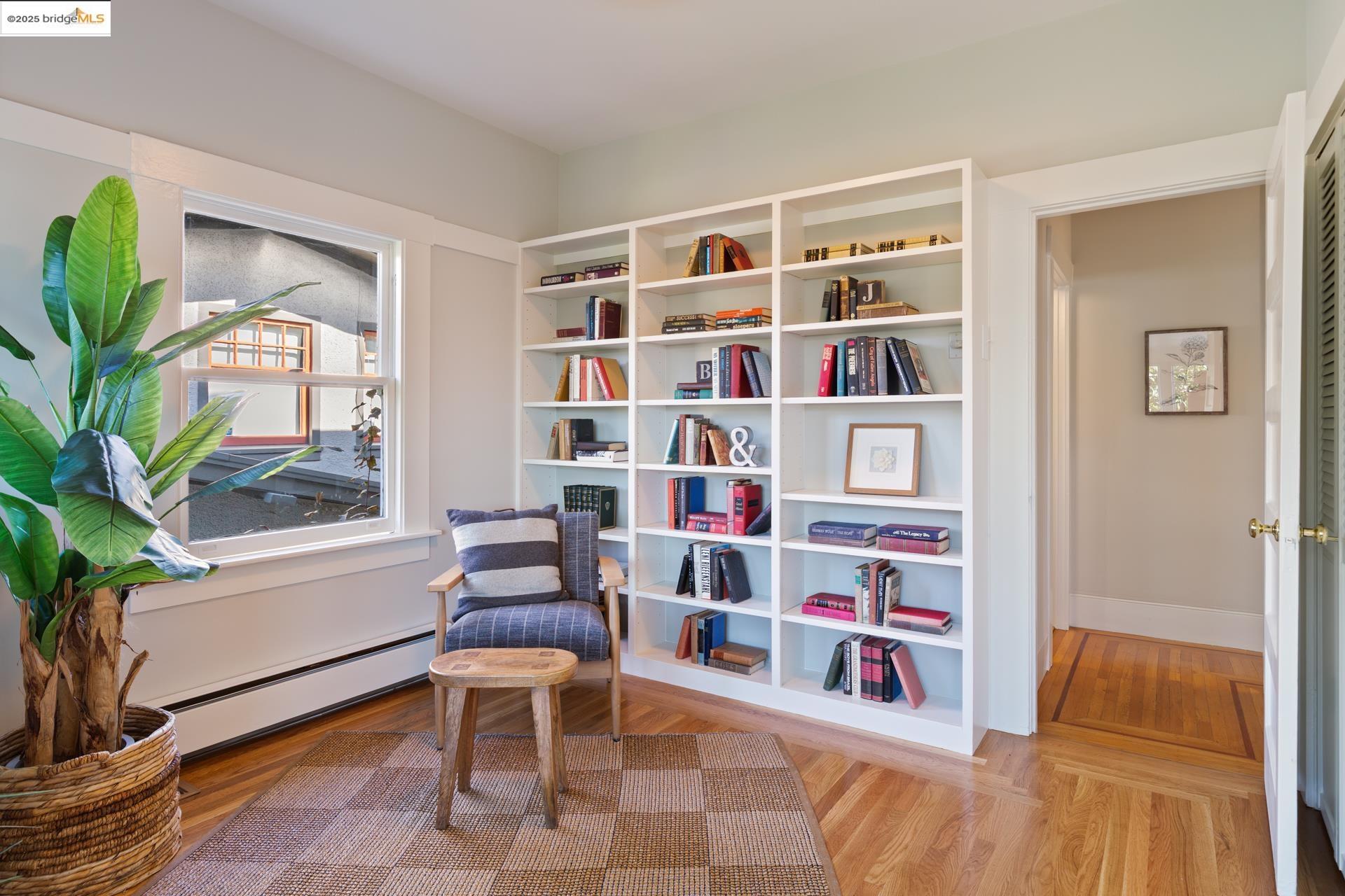 Detail Gallery Image 49 of 57 For 2964 Magnolia St, Berkeley,  CA 94705 - 4 Beds | 3/1 Baths