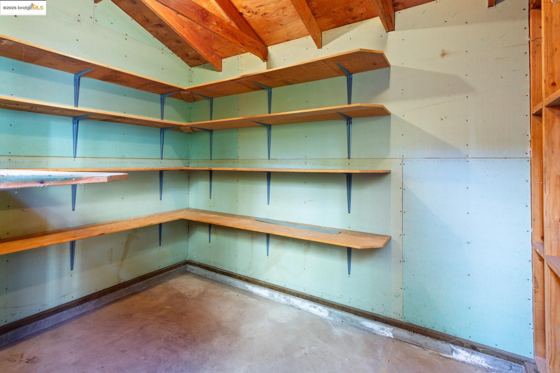 Detail Gallery Image 53 of 57 For 2964 Magnolia St, Berkeley,  CA 94705 - 4 Beds | 3/1 Baths