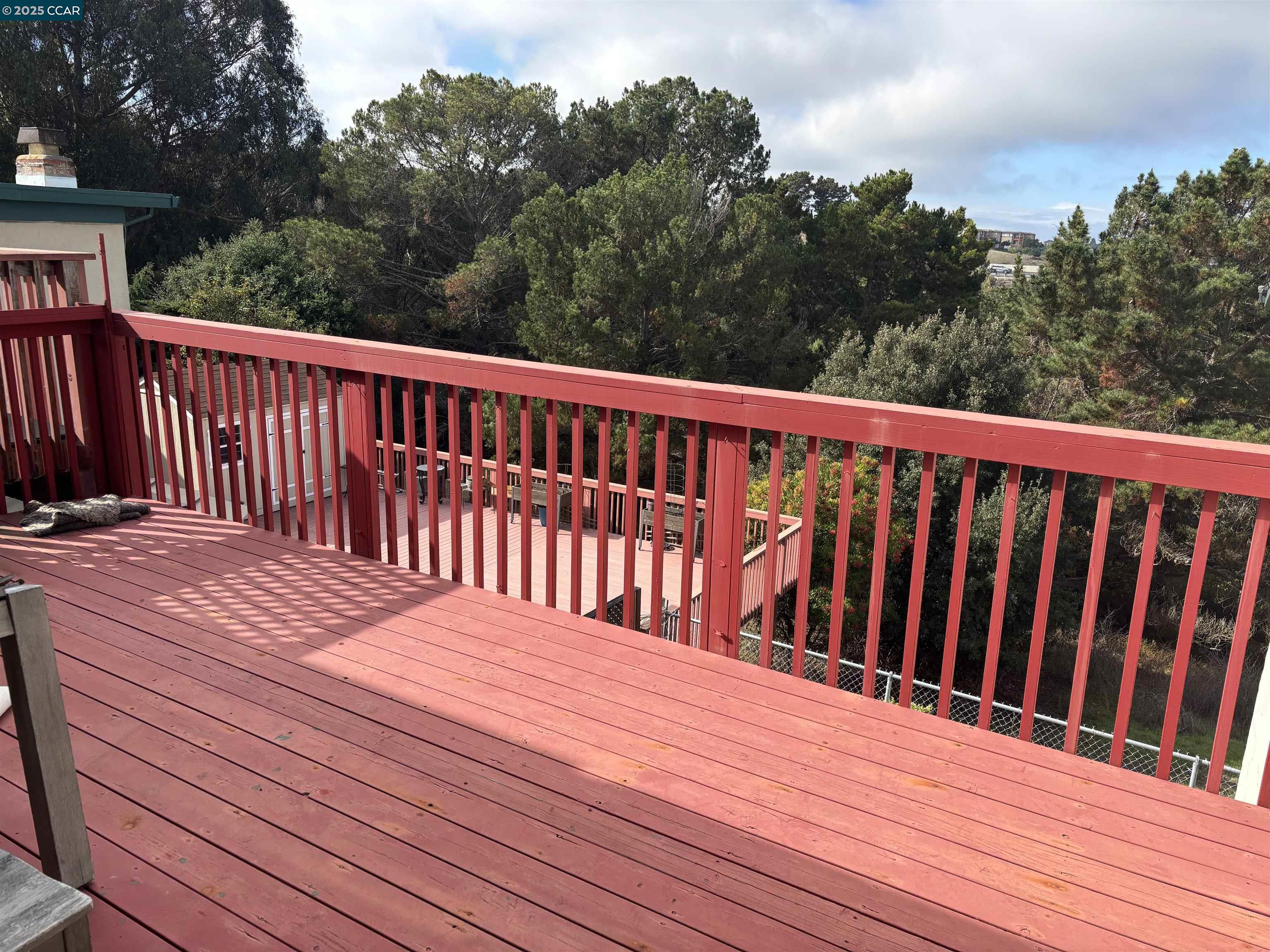 Detail Gallery Image 14 of 20 For 965 Parkside Drive, El Sobrante,  CA 94603 - 3 Beds | 2/1 Baths