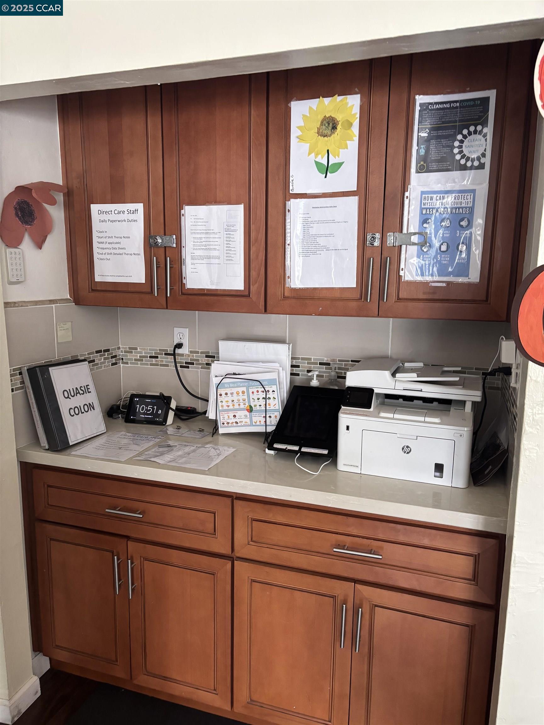 Detail Gallery Image 6 of 20 For 965 Parkside Drive, El Sobrante,  CA 94603 - 3 Beds | 2/1 Baths