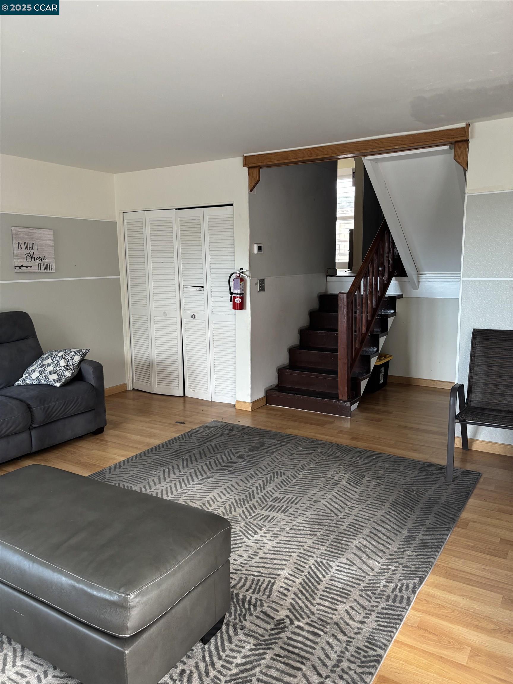 Detail Gallery Image 9 of 20 For 965 Parkside Drive, El Sobrante,  CA 94603 - 3 Beds | 2/1 Baths