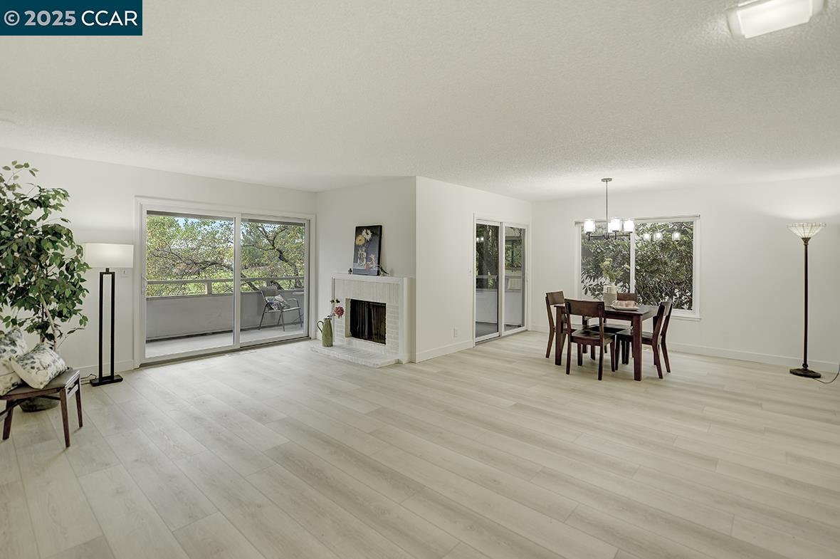 Photo #4: 41117053 Listing: Photo #4