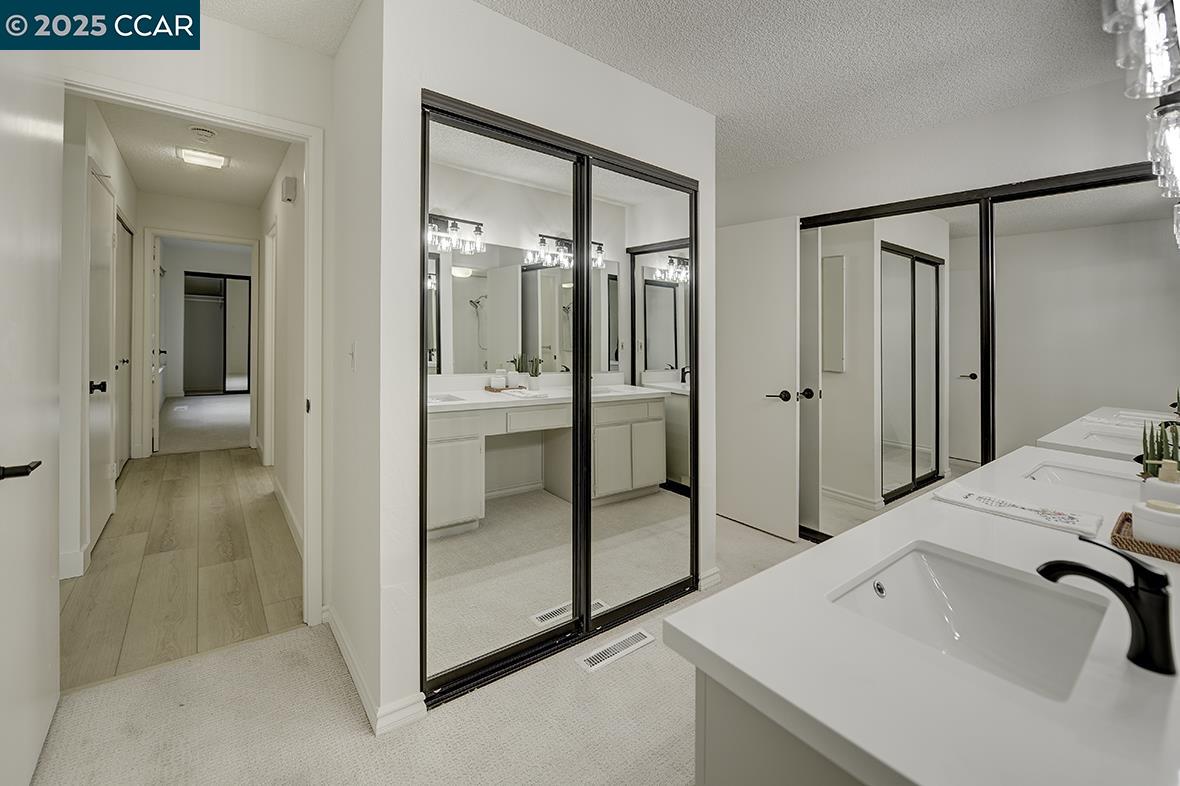 Photo #32: 41117053 Listing: Photo #32