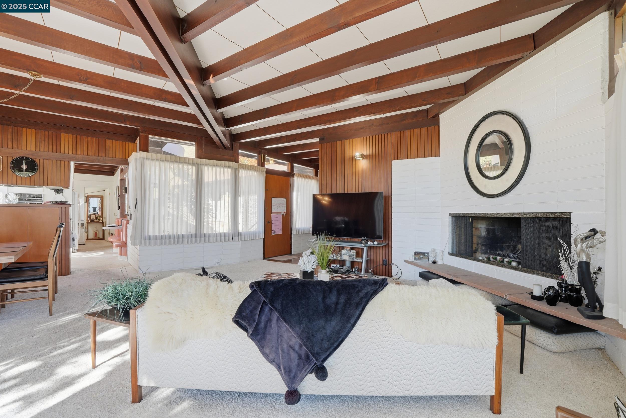 Detail Gallery Image 14 of 56 For 4900 John Muir Rd, Martinez,  CA 94553 - 3 Beds | 3 Baths