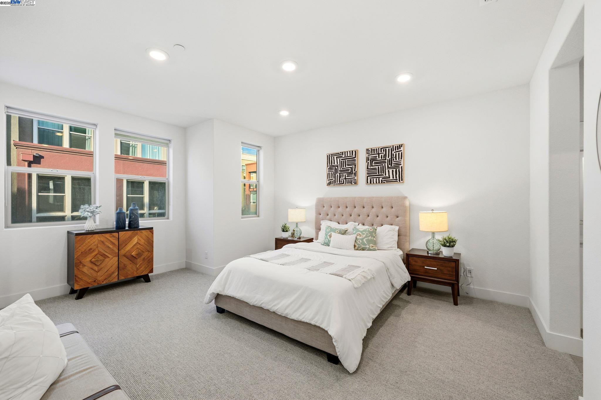 Detail Gallery Image 29 of 39 For 5581 Dublin Blvd, Dublin,  CA 94568 - 3 Beds | 3 Baths