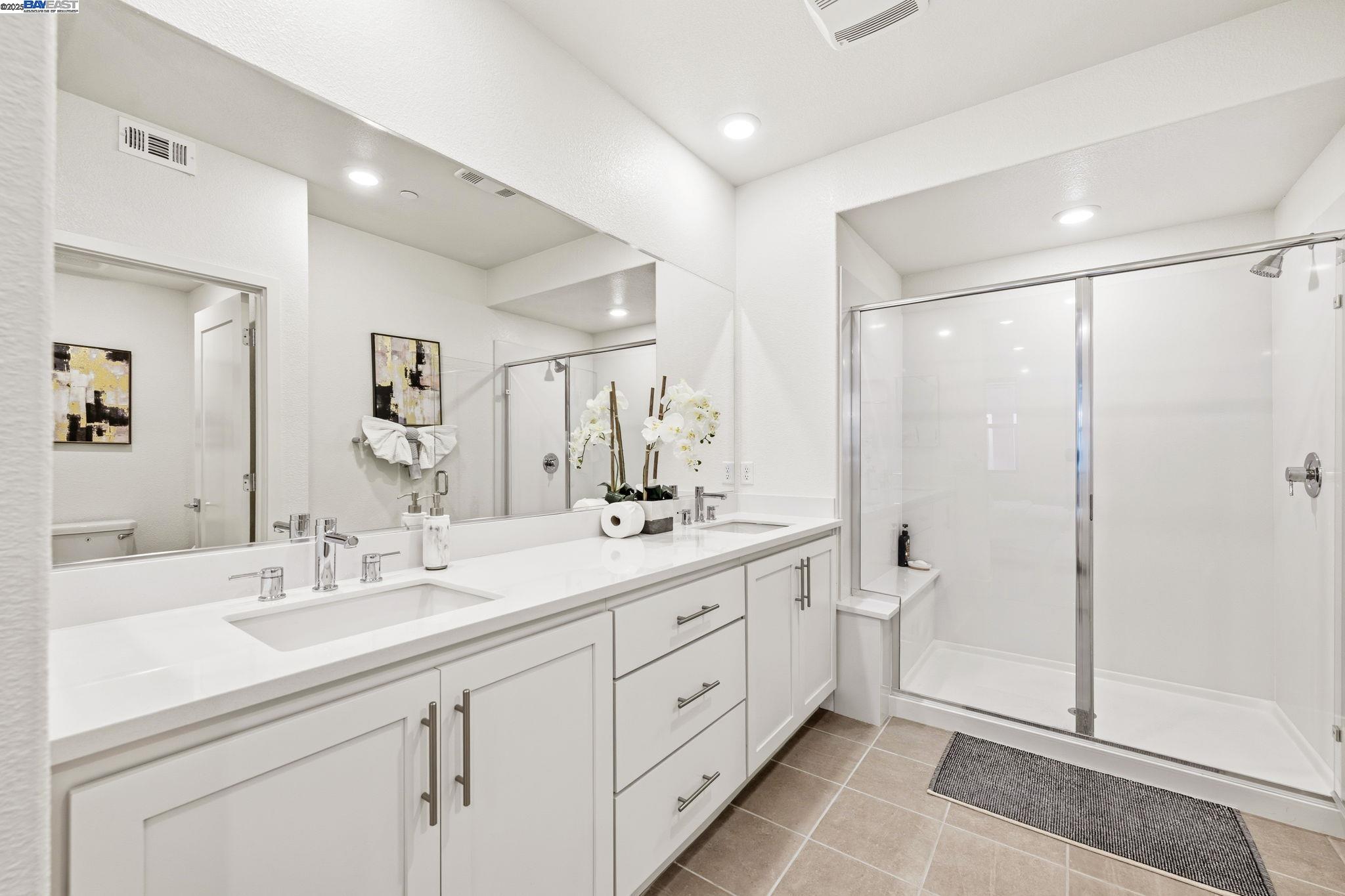 Detail Gallery Image 35 of 39 For 5581 Dublin Blvd, Dublin,  CA 94568 - 3 Beds | 3 Baths