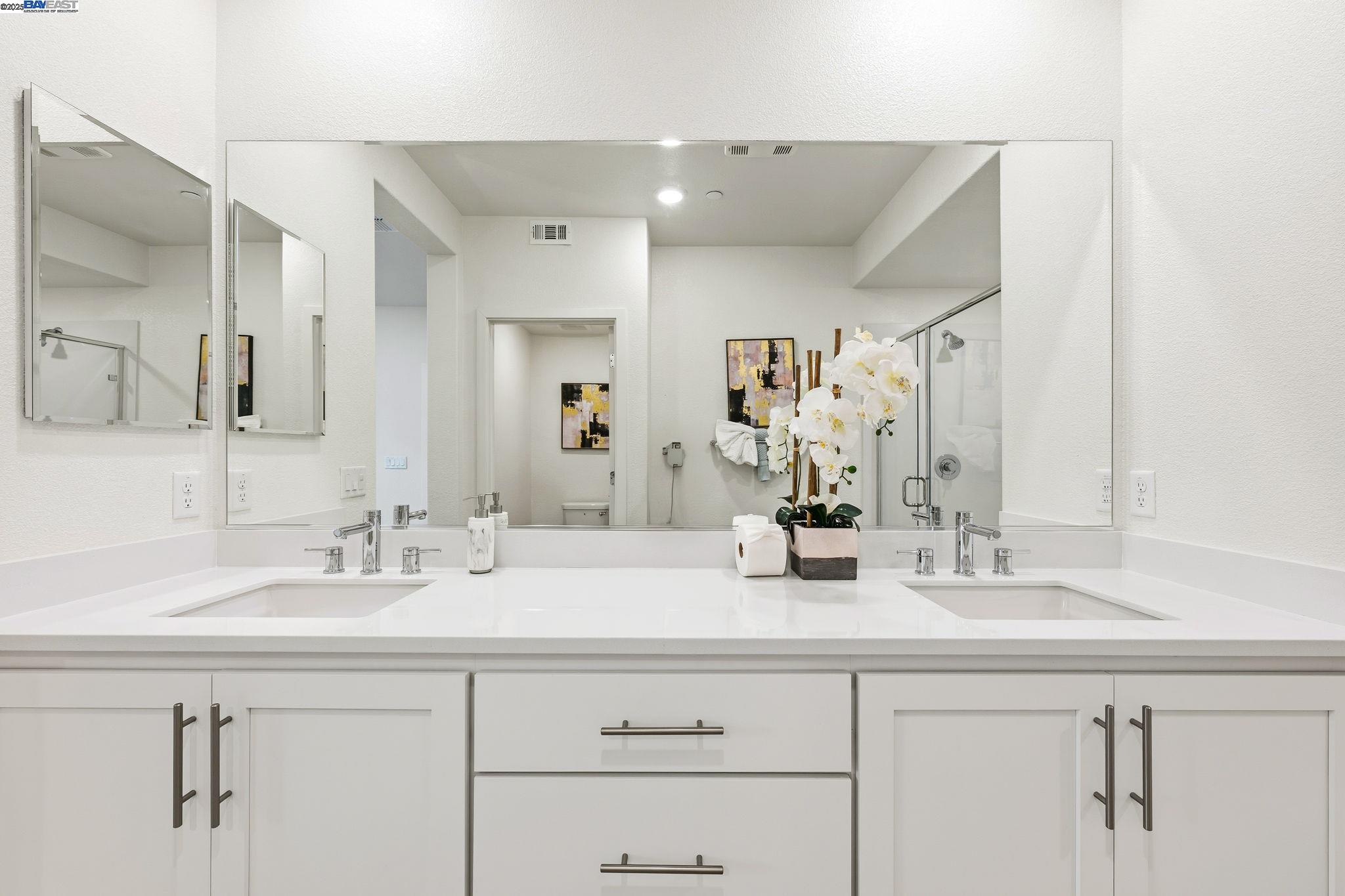 Detail Gallery Image 36 of 39 For 5581 Dublin Blvd, Dublin,  CA 94568 - 3 Beds | 3 Baths