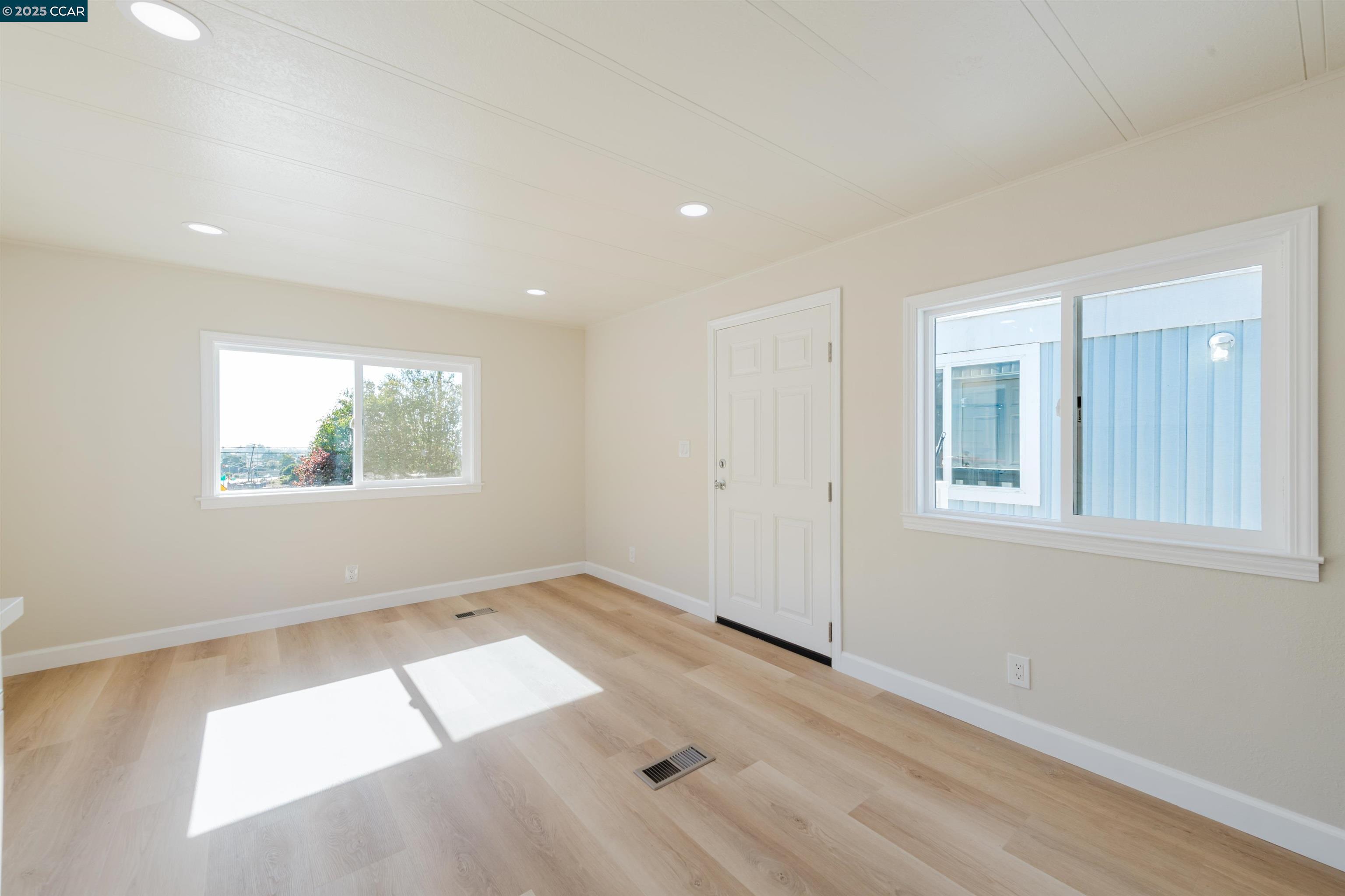 Detail Gallery Image 14 of 33 For 2990 San Pablo Dam Rd #3,  San Pablo,  CA 94806 - 1 Beds | 1 Baths