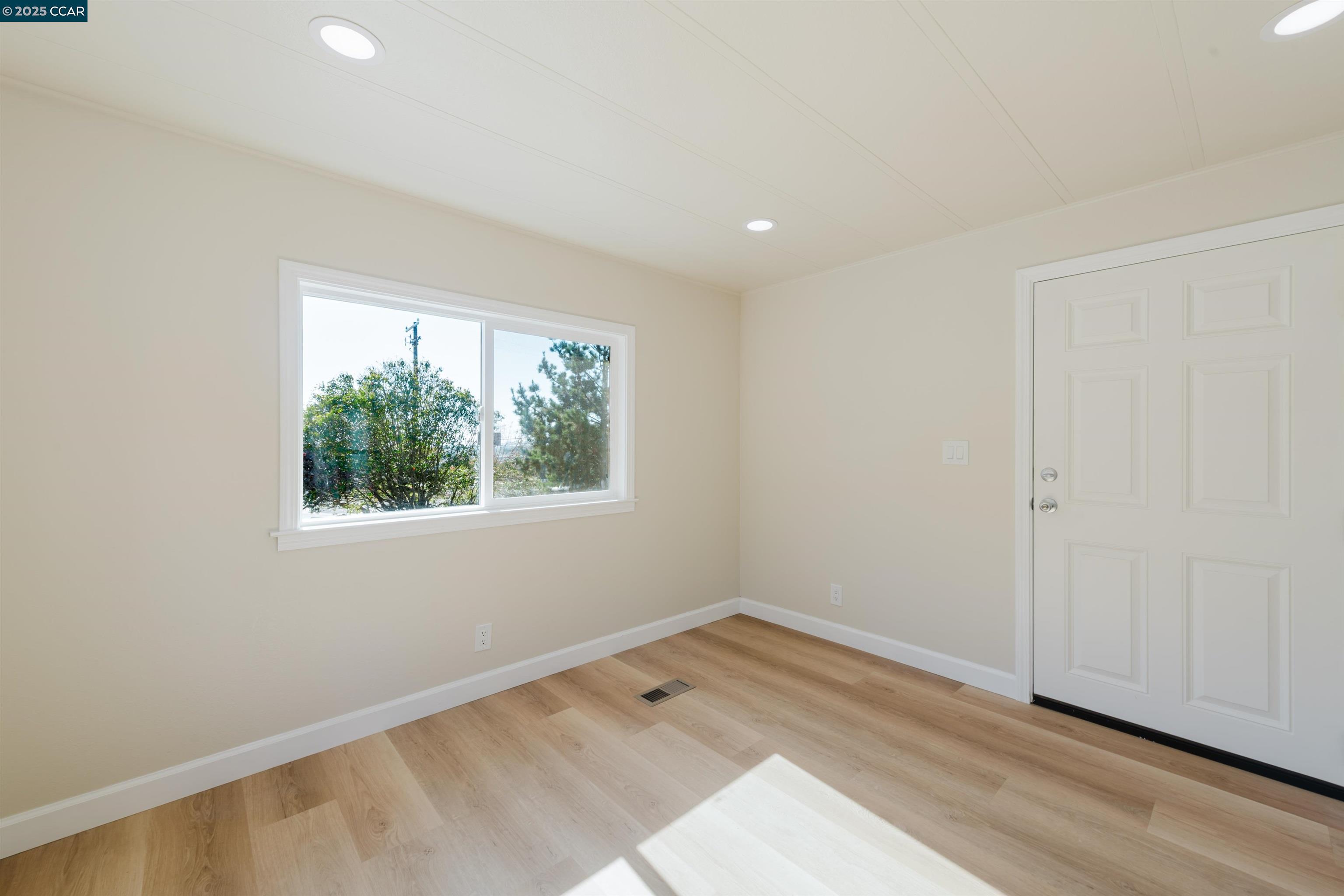 Detail Gallery Image 30 of 33 For 2990 San Pablo Dam Rd #3,  San Pablo,  CA 94806 - 1 Beds | 1 Baths