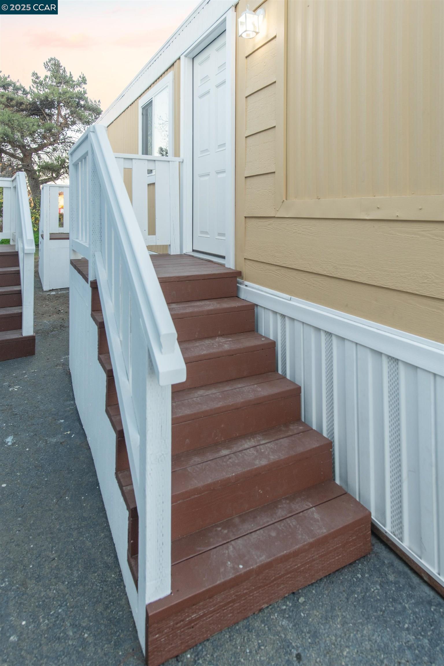 Detail Gallery Image 7 of 33 For 2990 San Pablo Dam Rd #3,  San Pablo,  CA 94806 - 1 Beds | 1 Baths