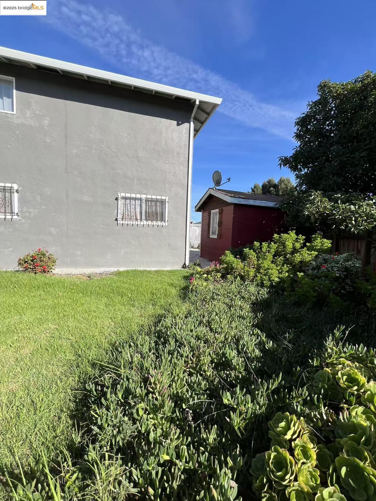 Detail Gallery Image 12 of 58 For 262 Fitzpatrick Rd, Oakland,  CA 94603 - – Beds | – Baths