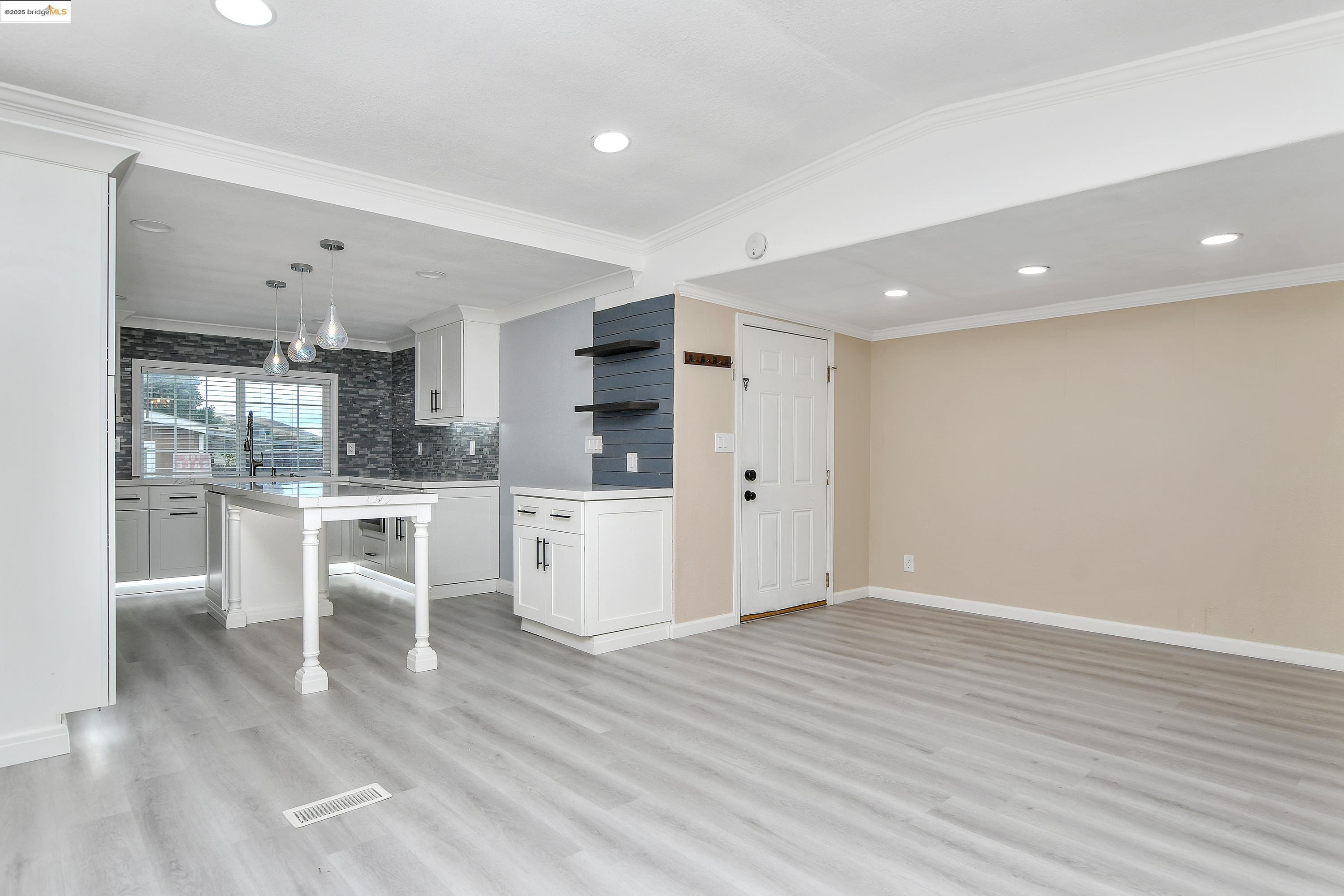 Detail Gallery Image 9 of 30 For 621 Bounty, Bay Point,  CA 94565 - 2 Beds | 1 Baths