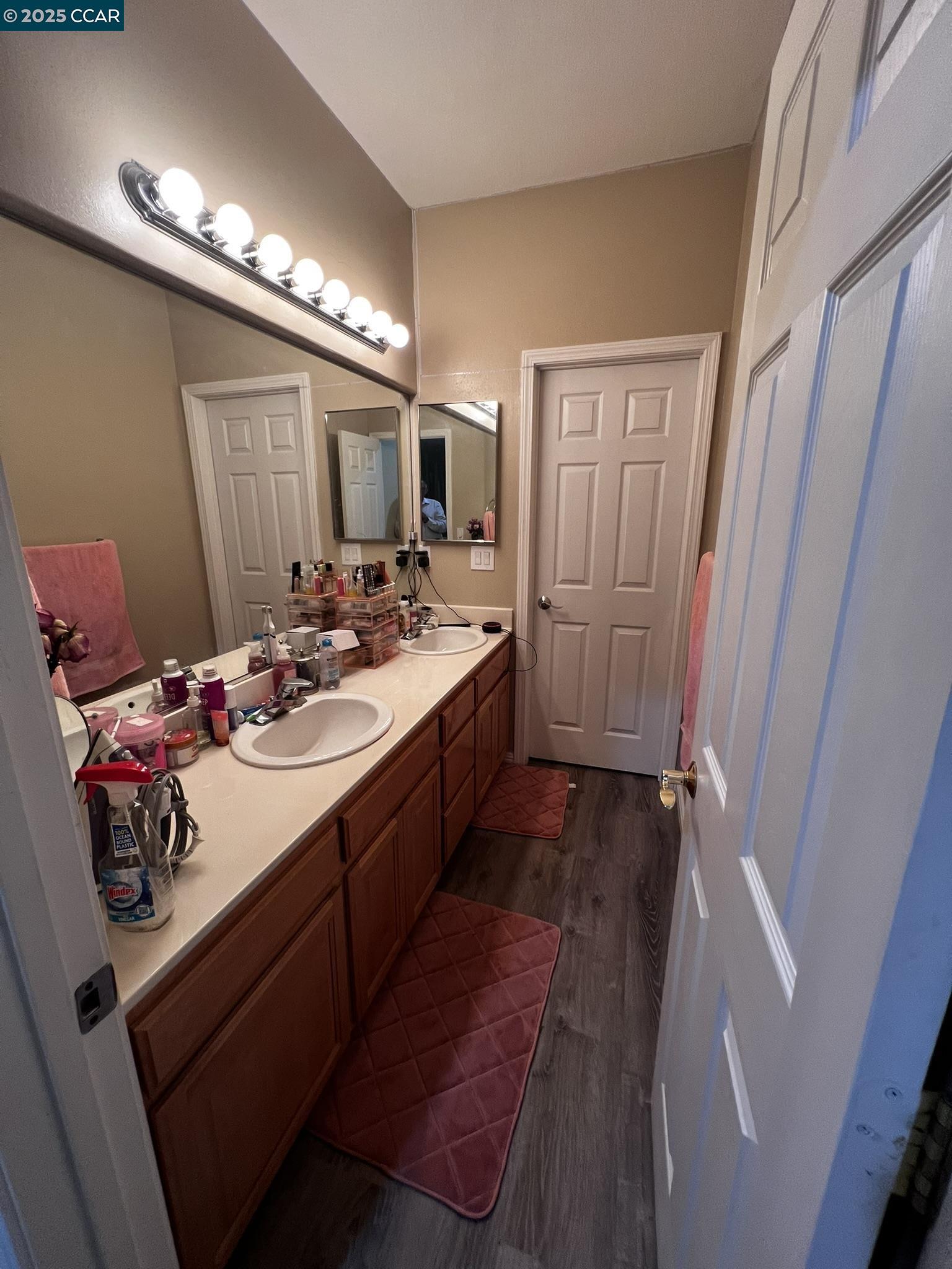 Detail Gallery Image 20 of 41 For 4045 Galenez Way, Antioch,  CA 94531 - 5 Beds | 3 Baths