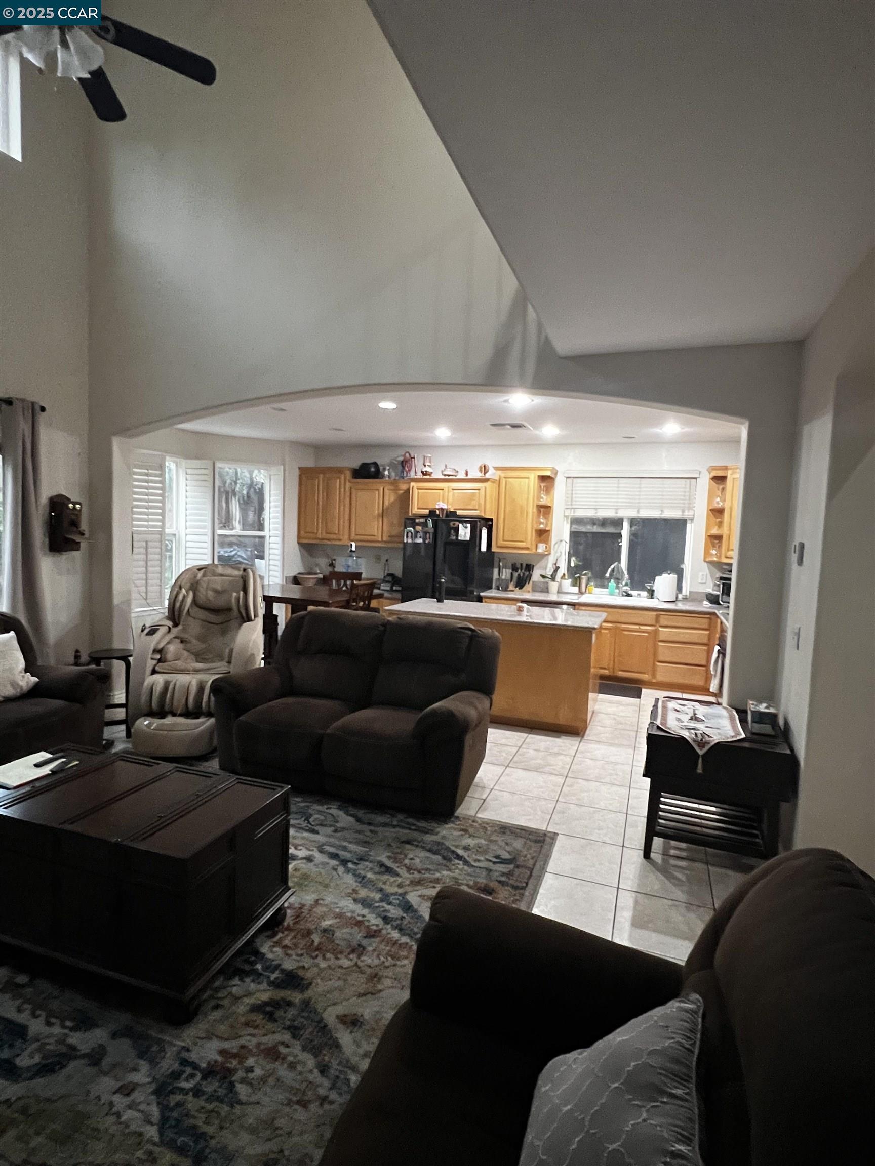 Detail Gallery Image 24 of 41 For 4045 Galenez Way, Antioch,  CA 94531 - 5 Beds | 3 Baths