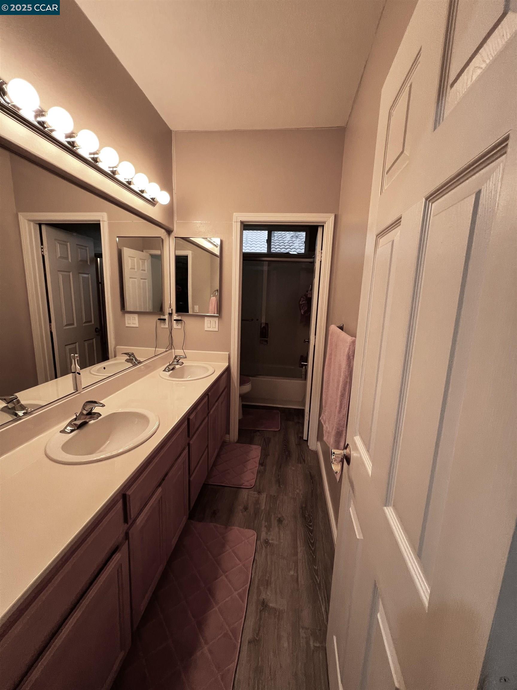 Detail Gallery Image 35 of 41 For 4045 Galenez Way, Antioch,  CA 94531 - 5 Beds | 3 Baths