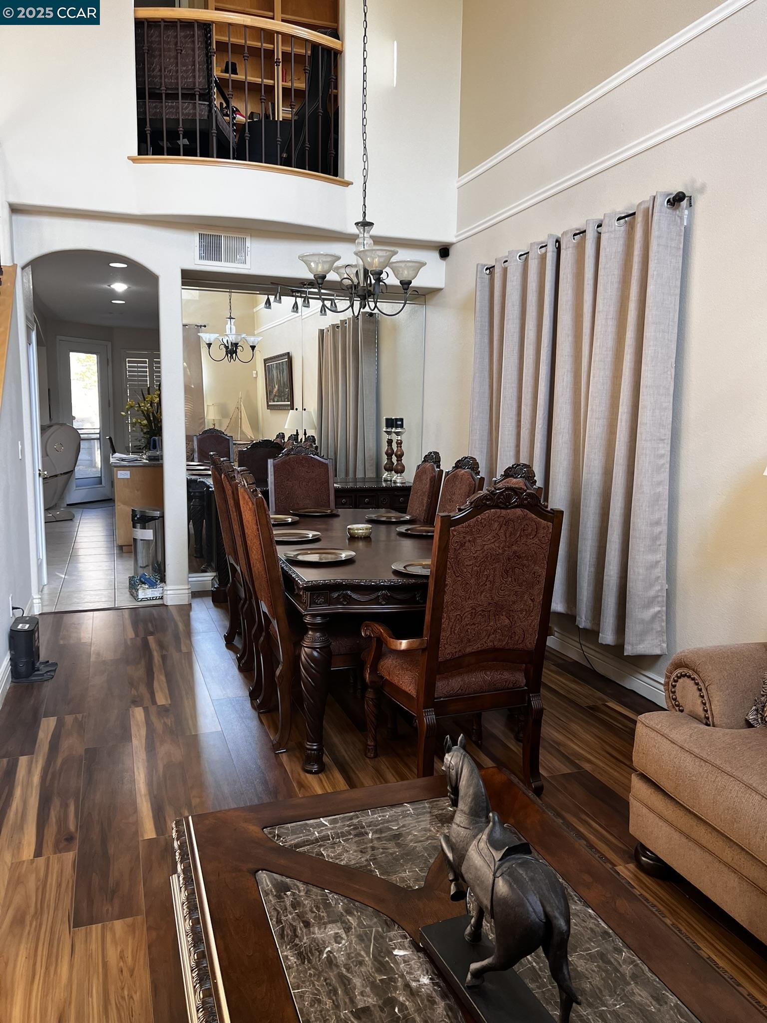 Detail Gallery Image 10 of 39 For 4045 Galenez Way, Antioch,  CA 94531 - 5 Beds | 3 Baths