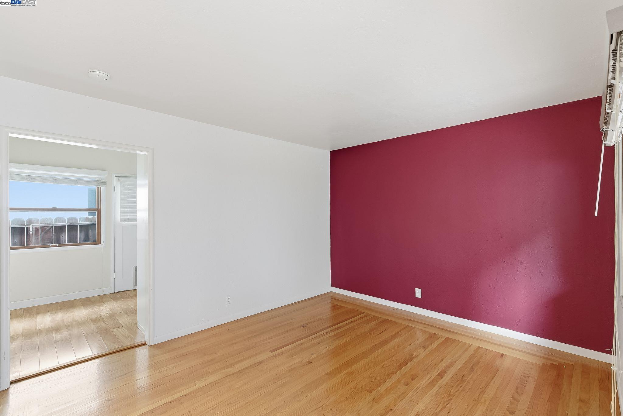 Detail Gallery Image 18 of 29 For 2133 Clinton Ave, Alameda,  CA 94501 - – Beds | – Baths