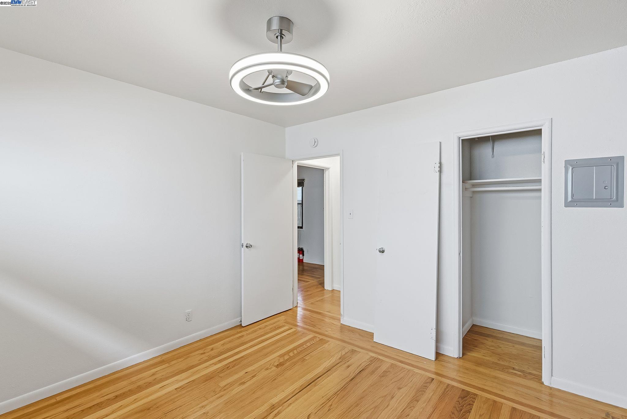 Detail Gallery Image 21 of 29 For 2133 Clinton Ave, Alameda,  CA 94501 - – Beds | – Baths