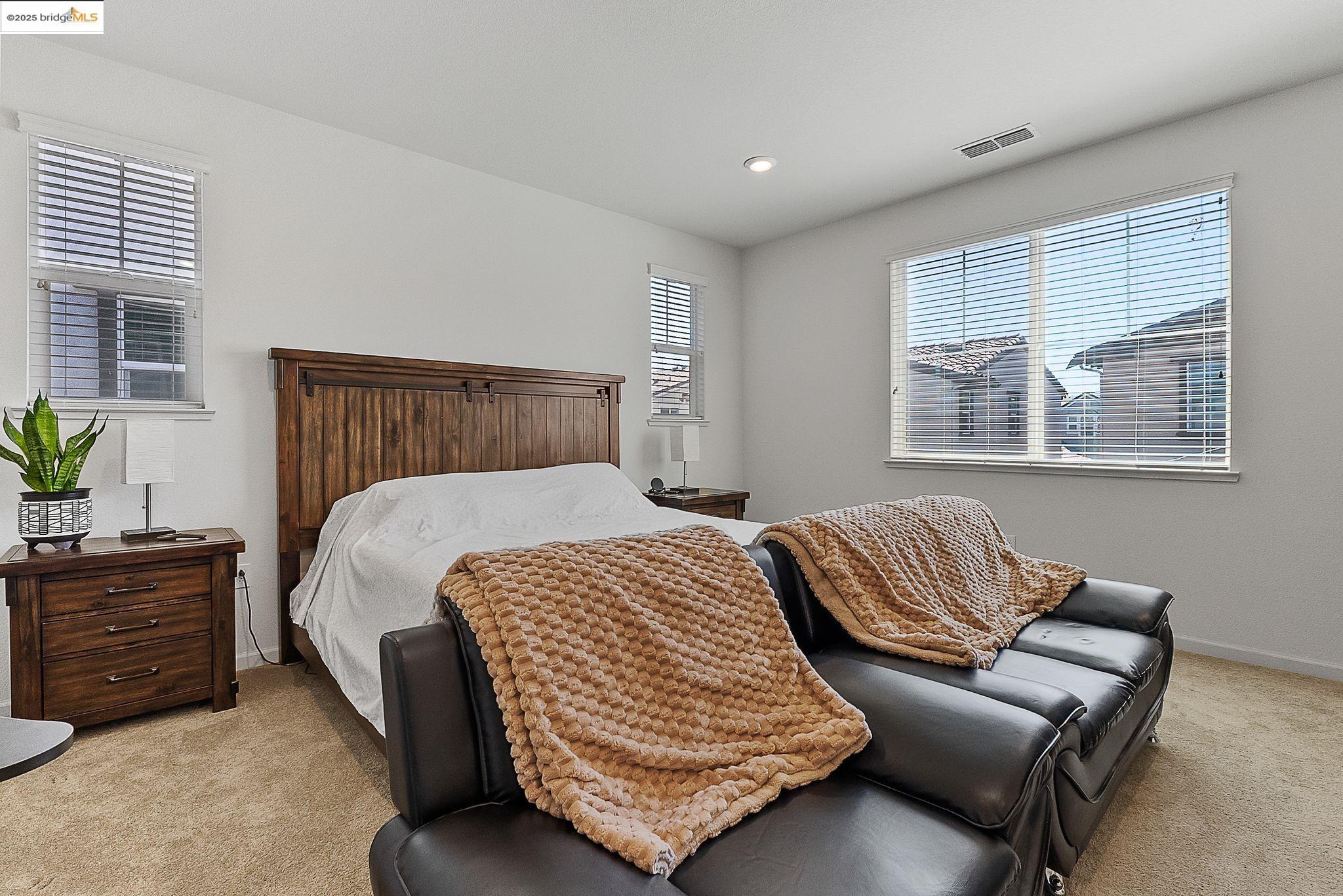 Detail Gallery Image 15 of 23 For 85 Baird Cir, Brentwood,  CA 94513 - 4 Beds | 3 Baths