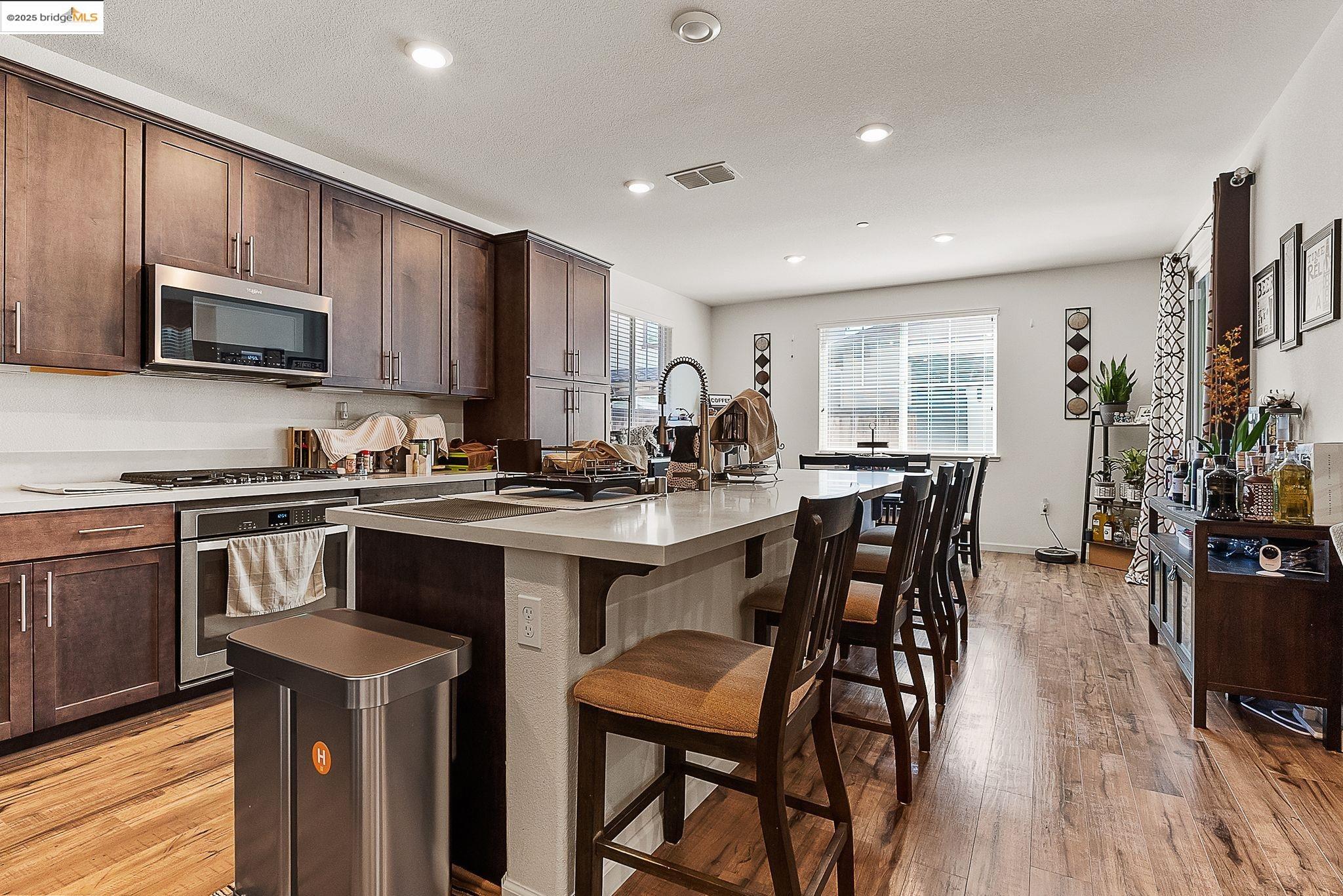 Detail Gallery Image 8 of 23 For 85 Baird Cir, Brentwood,  CA 94513 - 4 Beds | 3 Baths