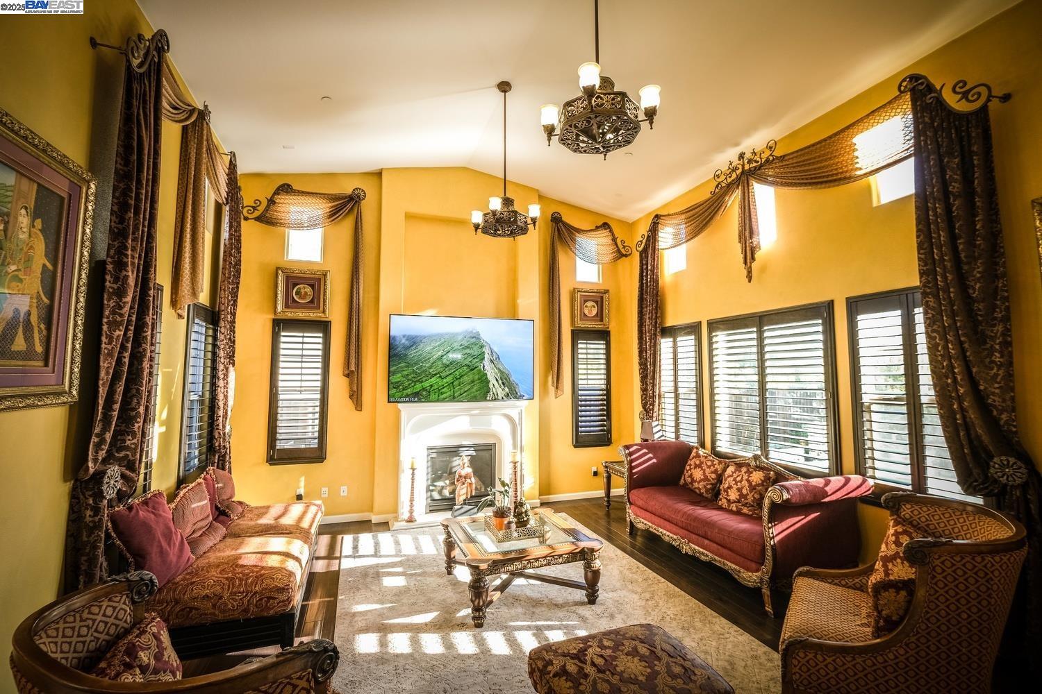 Detail Gallery Image 12 of 58 For 3252 Carpenter Way, San Ramon,  CA 94582 - 4 Beds | 3/1 Baths