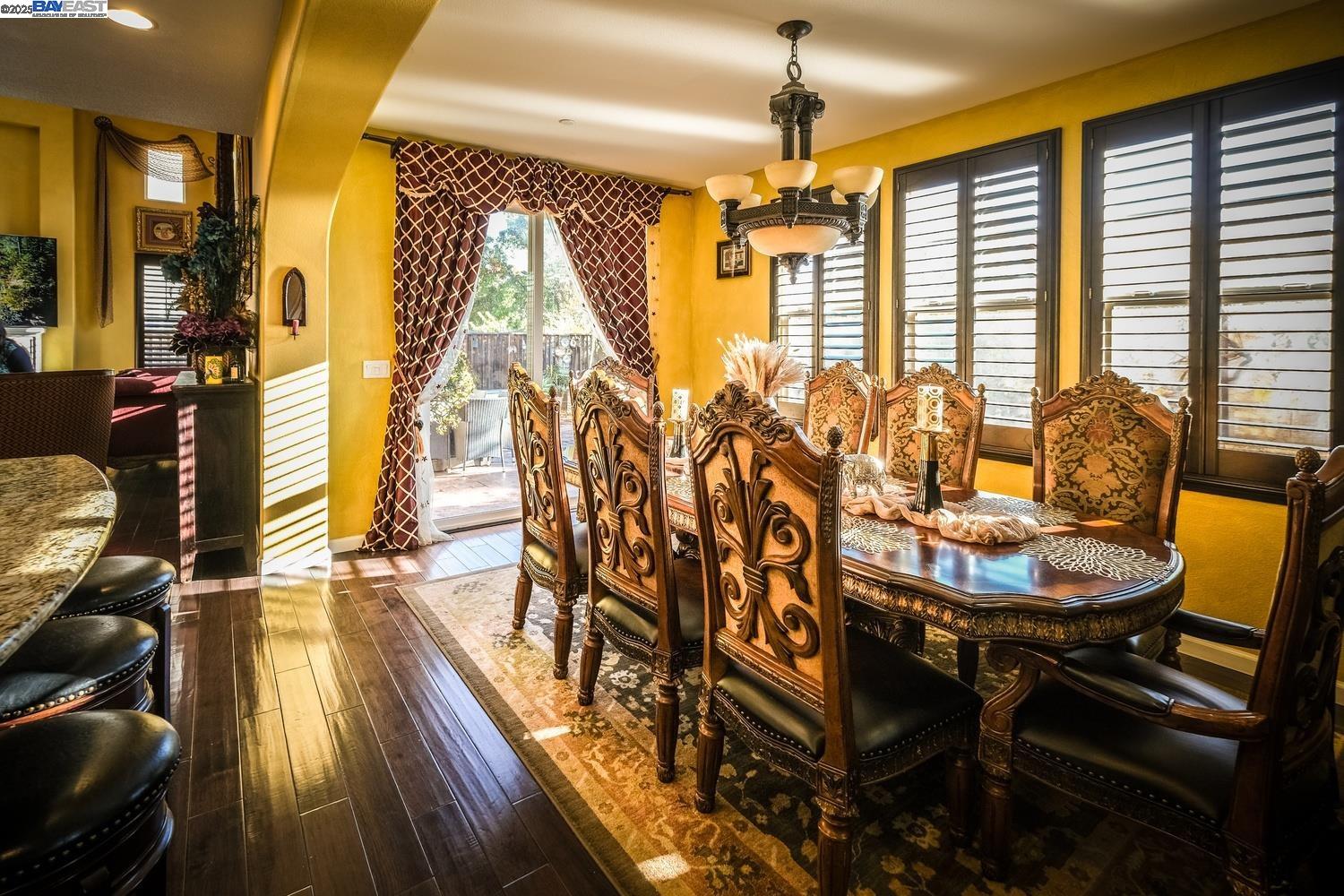 Detail Gallery Image 17 of 58 For 3252 Carpenter Way, San Ramon,  CA 94582 - 4 Beds | 3/1 Baths