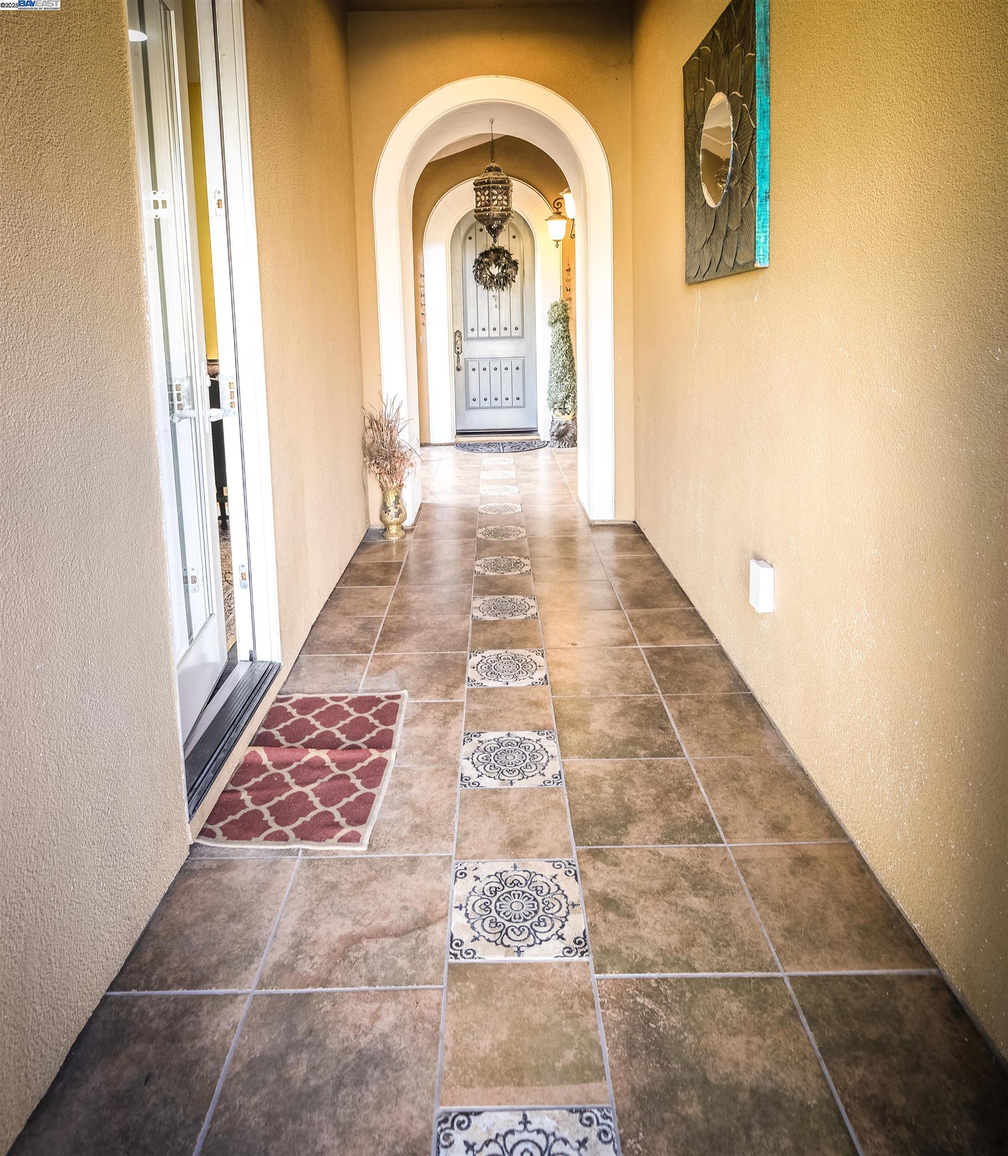 Detail Gallery Image 5 of 58 For 3252 Carpenter Way, San Ramon,  CA 94582 - 4 Beds | 3/1 Baths