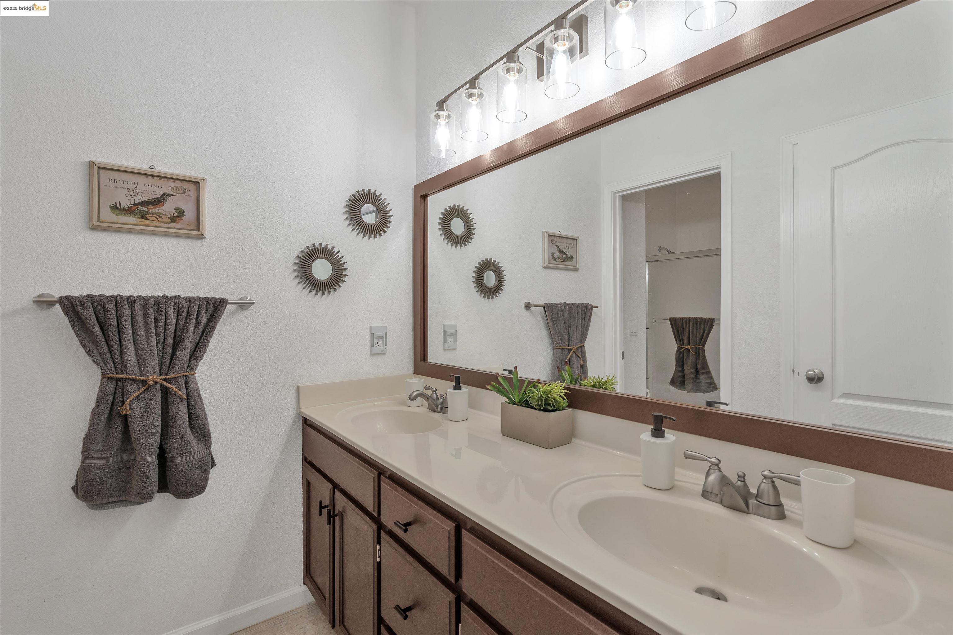 Detail Gallery Image 29 of 42 For 166 Rangewood Dr, Pittsburg,  CA 94565 - 6 Beds | 5 Baths