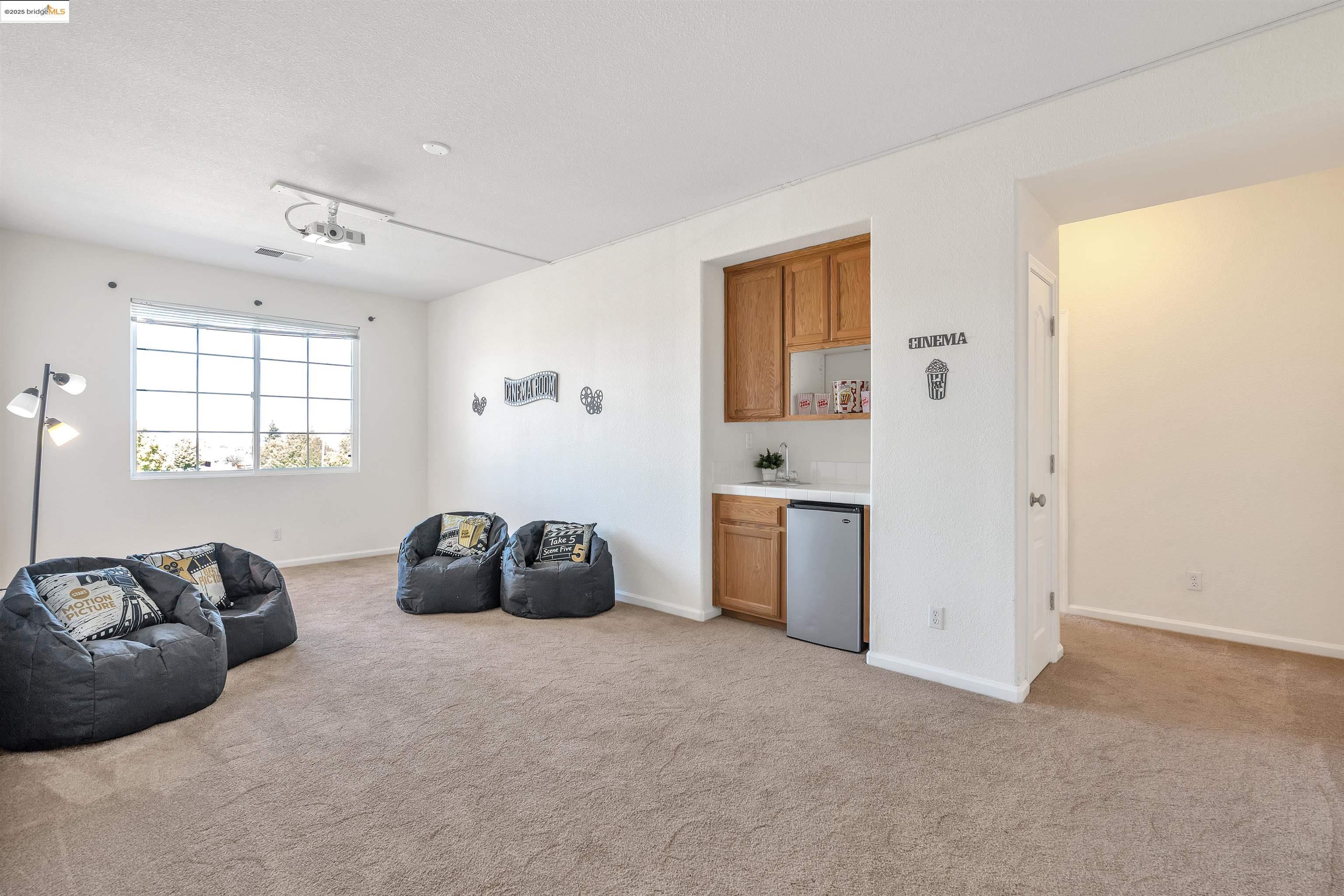 Detail Gallery Image 30 of 42 For 166 Rangewood Dr, Pittsburg,  CA 94565 - 6 Beds | 5 Baths